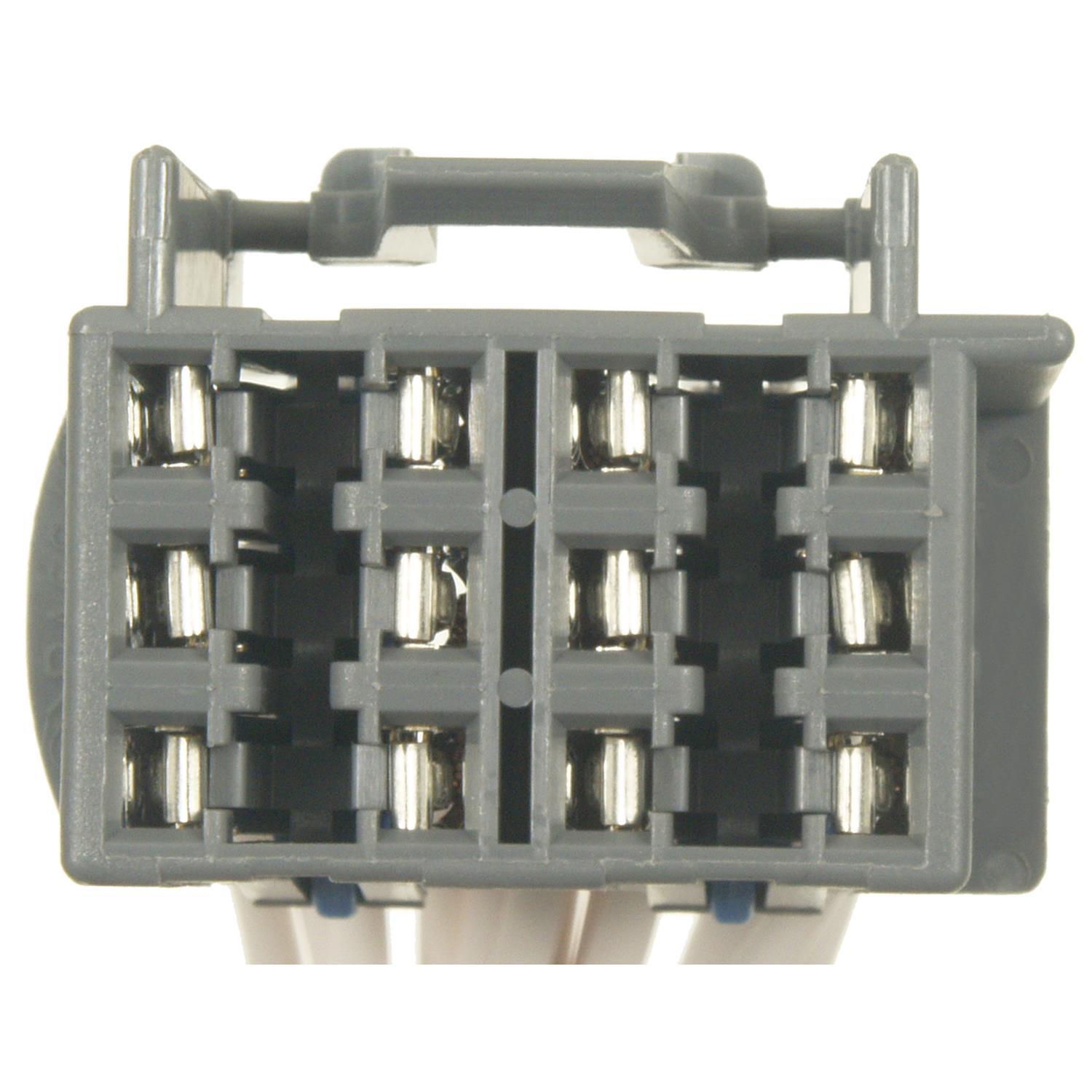 BWD PT8200 - Liftgate Harness Connector BWD PT8200 Liftgate Harness Connector product image 1 of 3