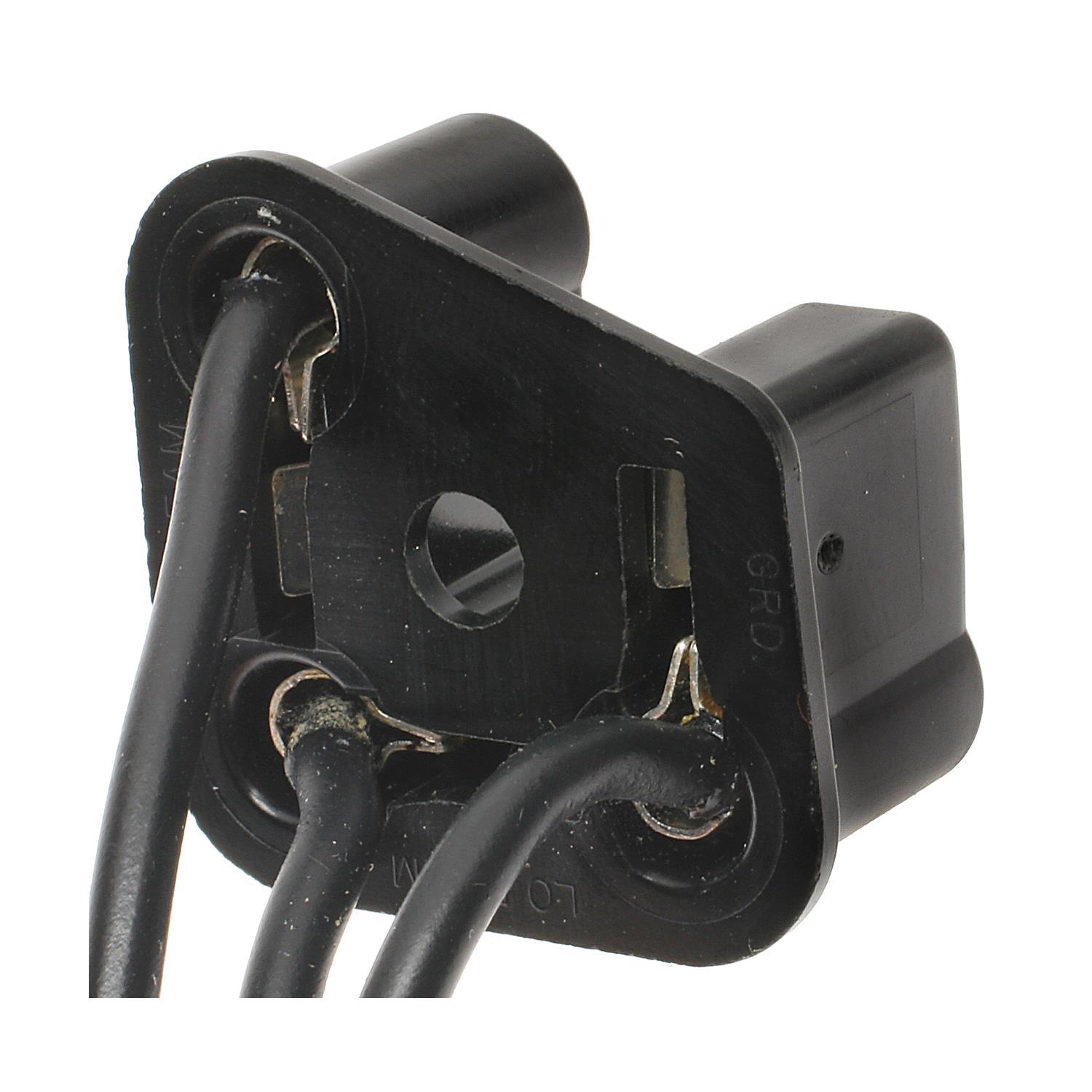 BWD PT92 - Headlight Connector BWD PT92 Daytime Running Light Connector product image 1 of 3