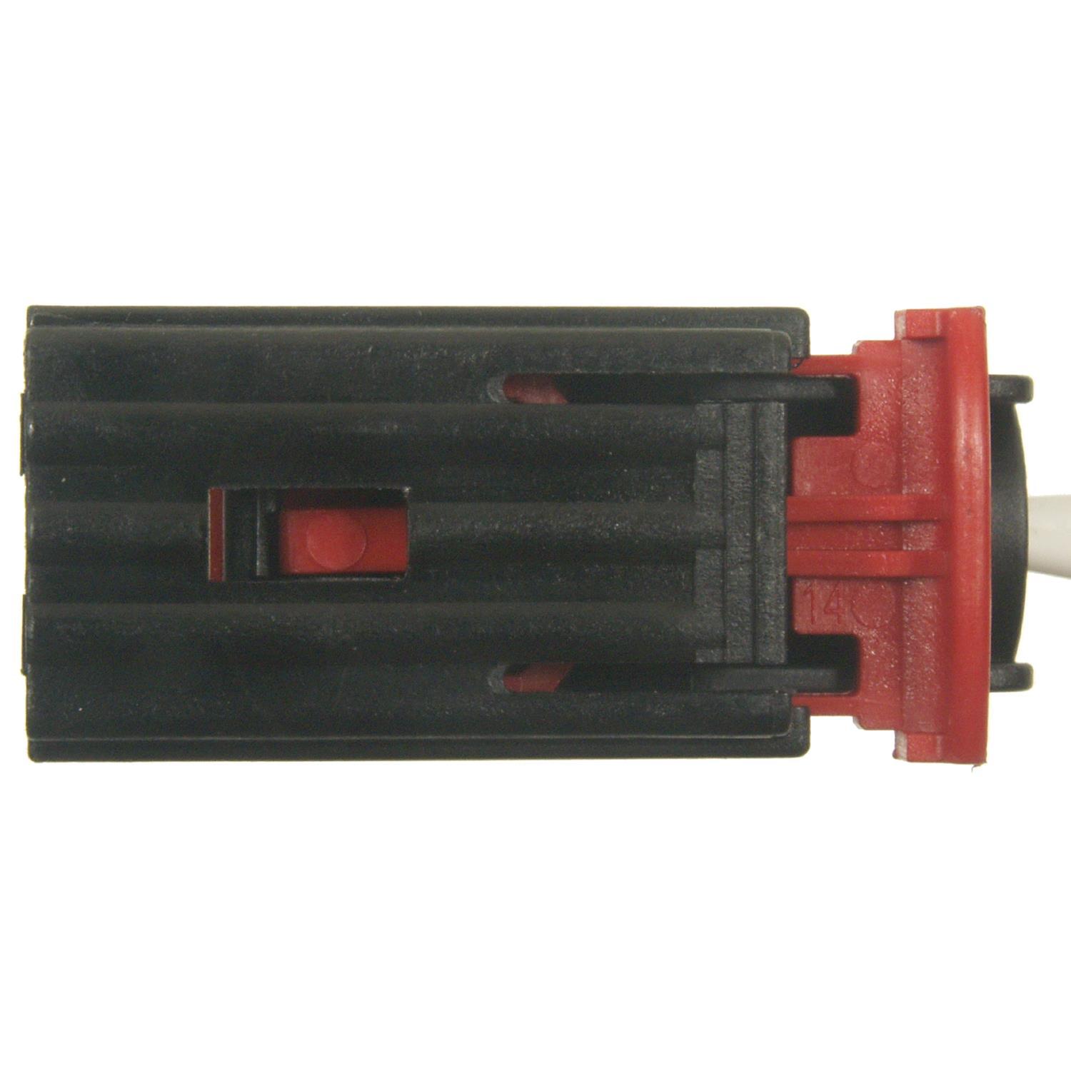 BWD PT947 - Parking and Turn Signal Light Connector BWD PT947 Brake / Tail / Turn Signal Light Connector product image 3 of 3