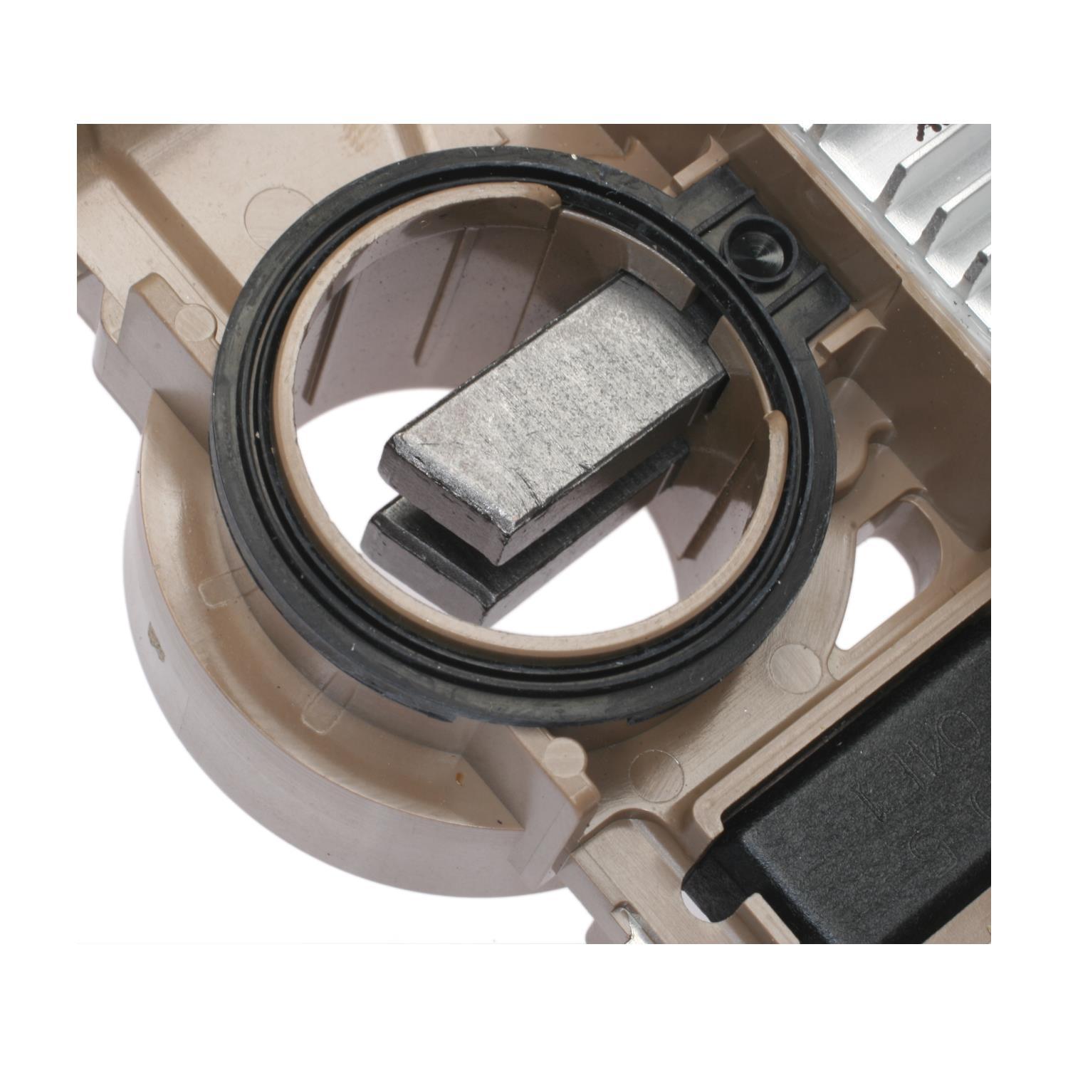 BWD R2030 - Voltage Regulator BWD R2030 Voltage Regulator product image 4 of 5