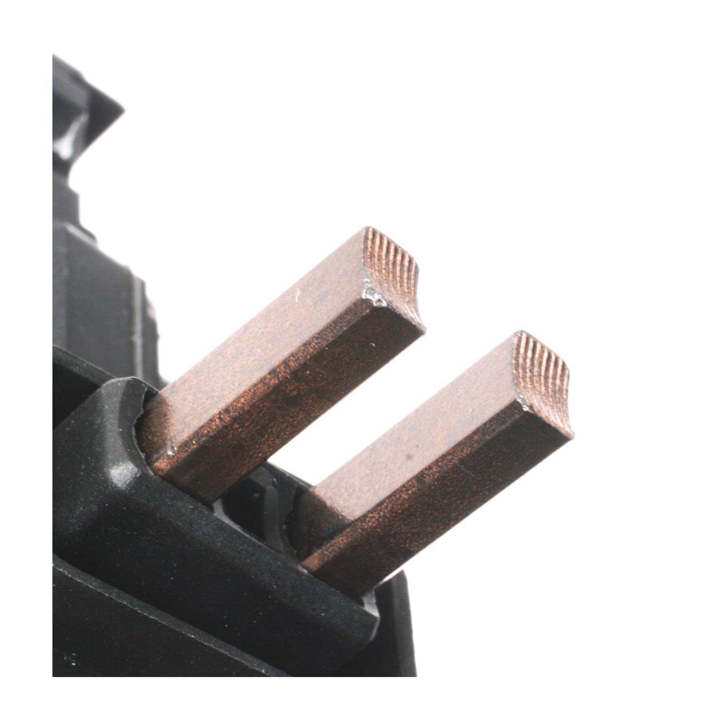 BWD R2033 - Voltage Regulator BWD R2033 Voltage Regulator product image 2 of 4