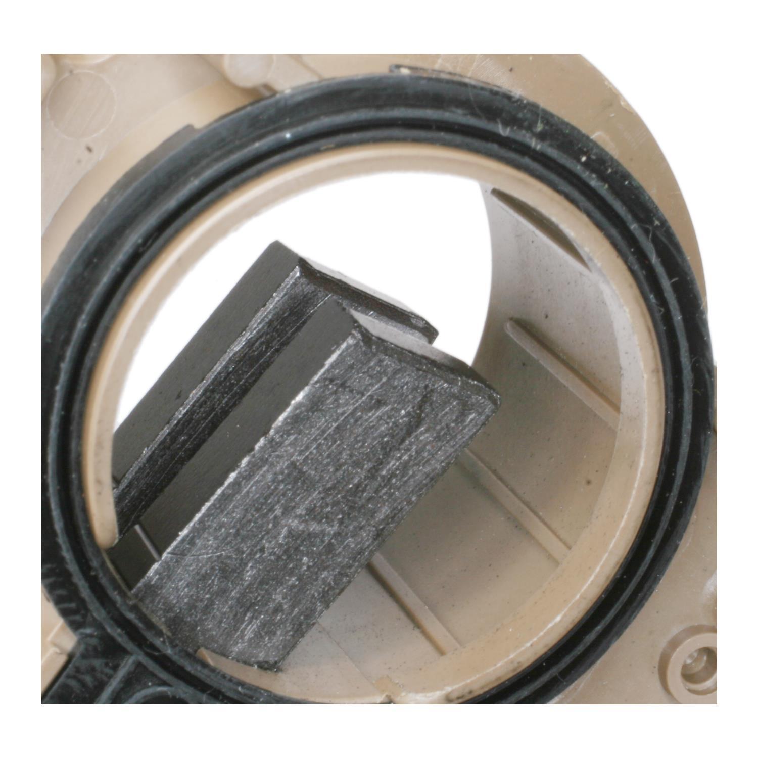 BWD R2047 - Voltage Regulator BWD R2047 Voltage Regulator product image 4 of 5
