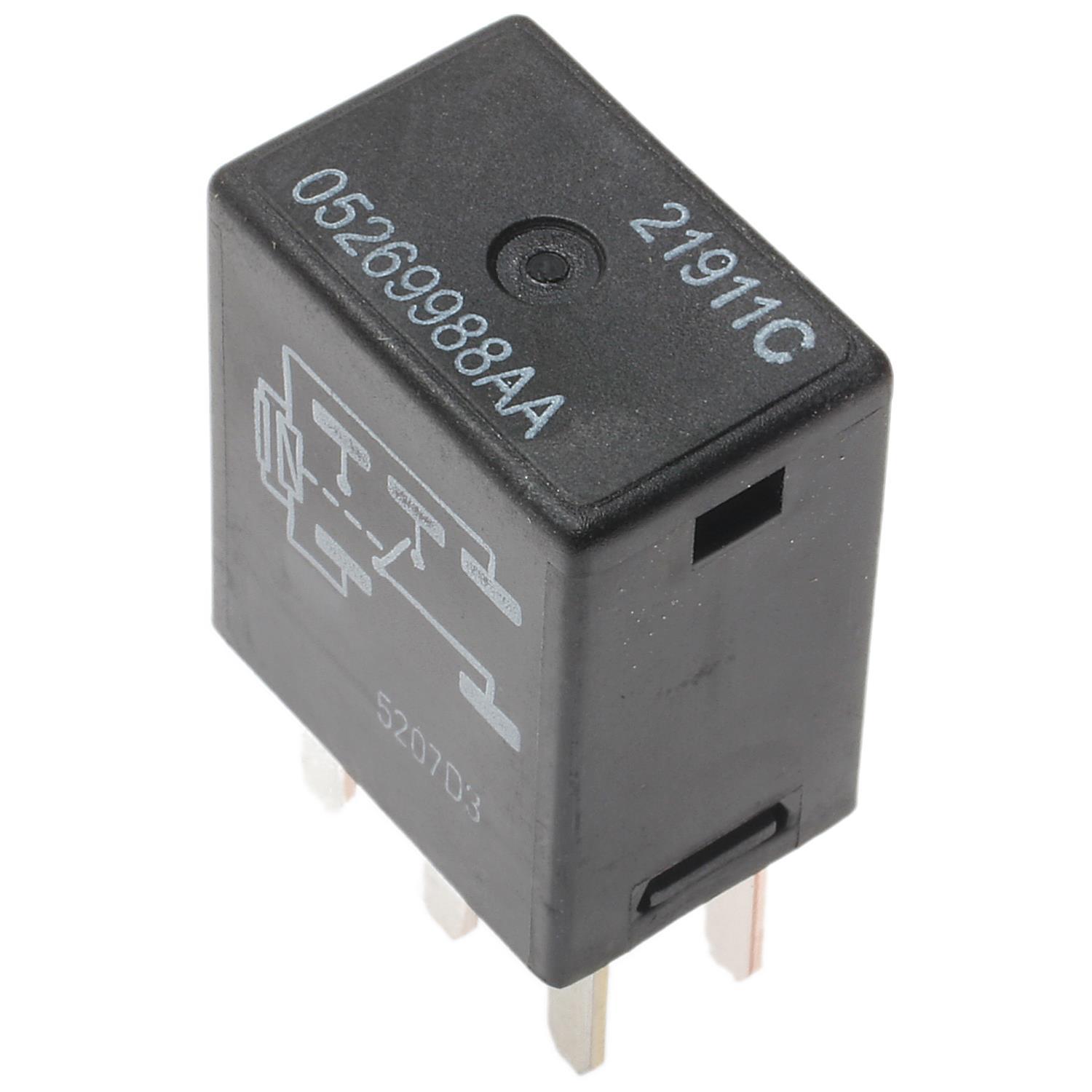 BWD R4823 - Headlight Relay BWD R4823 A/C Clutch Relay product image 3 of 9