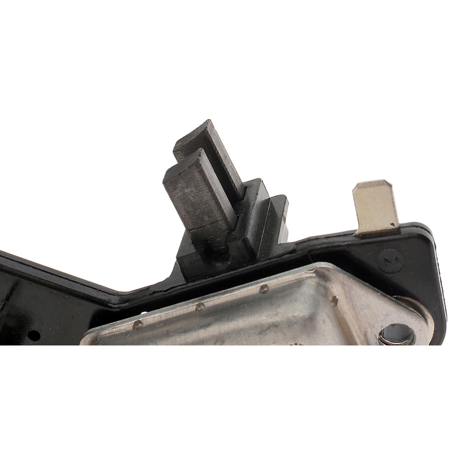 BWD R637 - Voltage Regulator BWD R637 Voltage Regulator product image 2 of 4