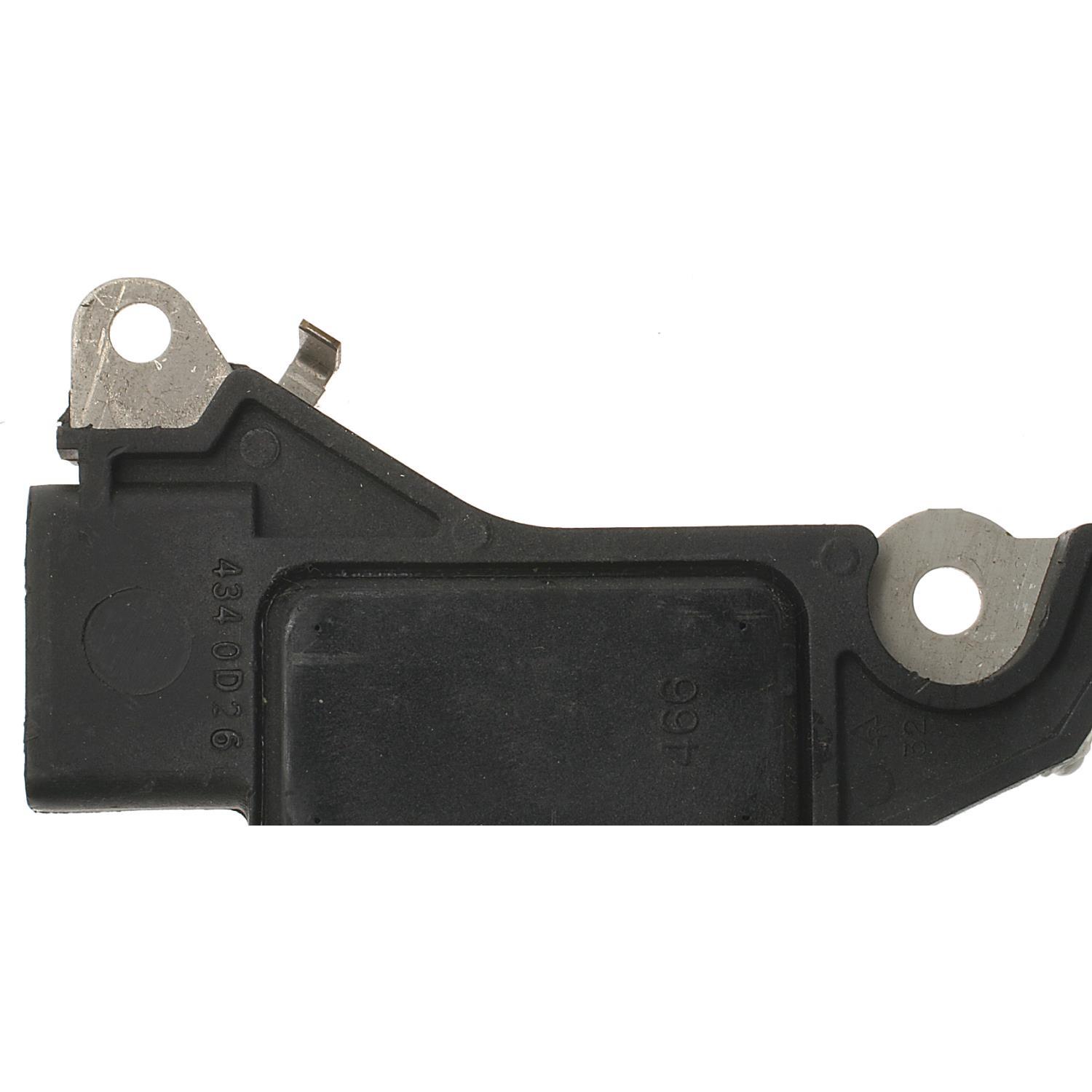 BWD R933 - Voltage Regulator BWD R933 Voltage Regulator product image 1 of 3
