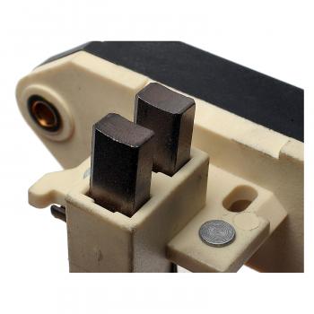 BWD R976 - Voltage Regulator BWD R976 Voltage Regulator product image 3 of 3