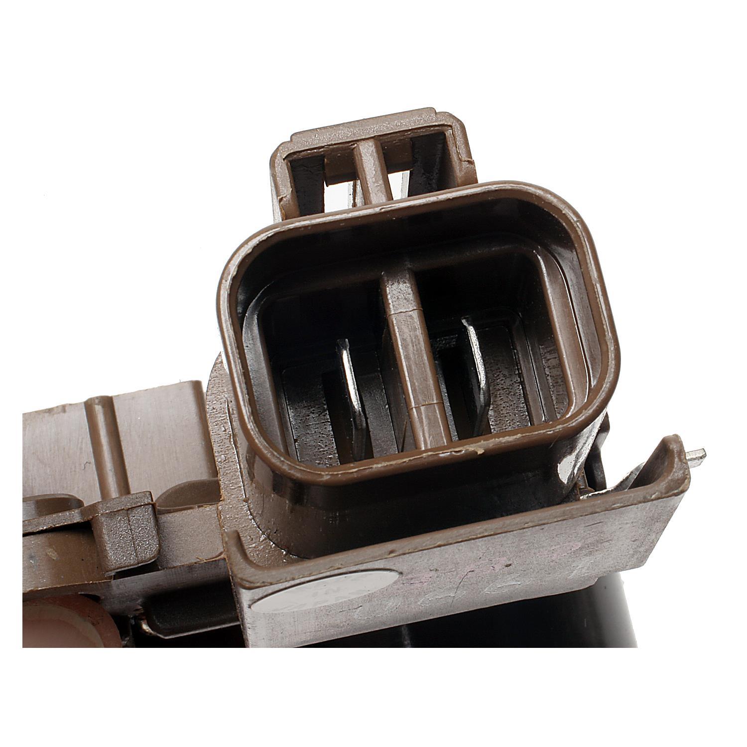 BWD R979 - Voltage Regulator BWD R979 Voltage Regulator product image 3 of 3