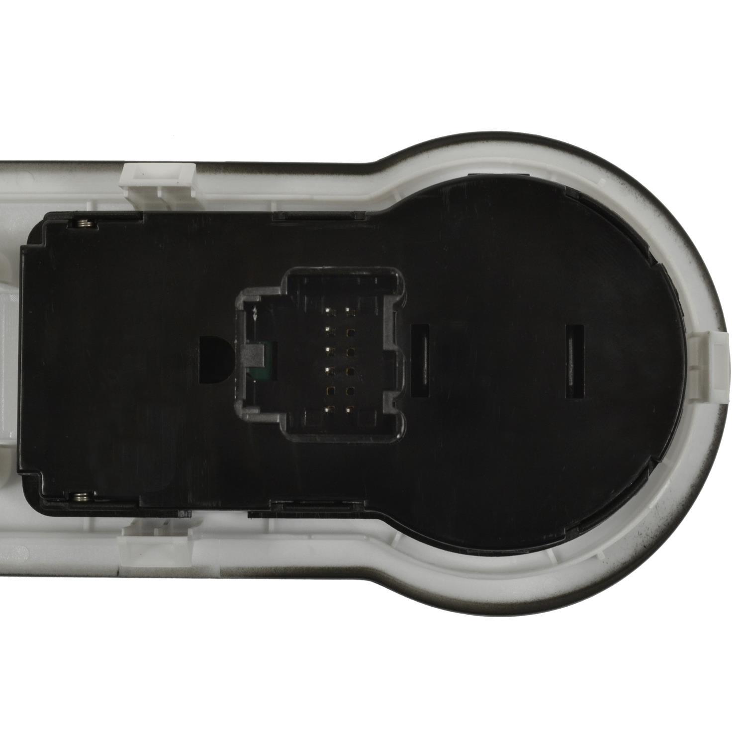 BWD S10475 - Headlight Switch BWD S10475 Fog Light Switch product image 1 of 3
