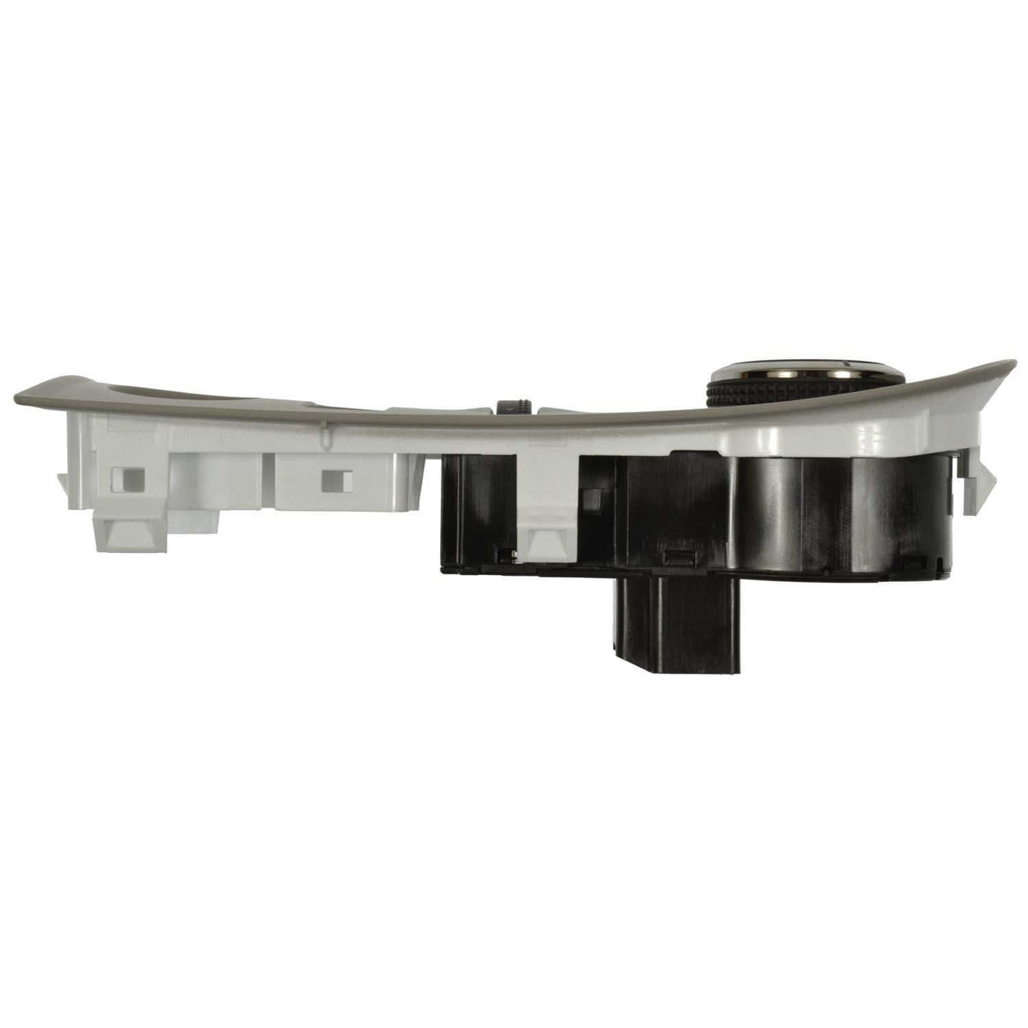 BWD S10527 - Headlight Switch BWD S10527 Fog Light Switch product image 3 of 3