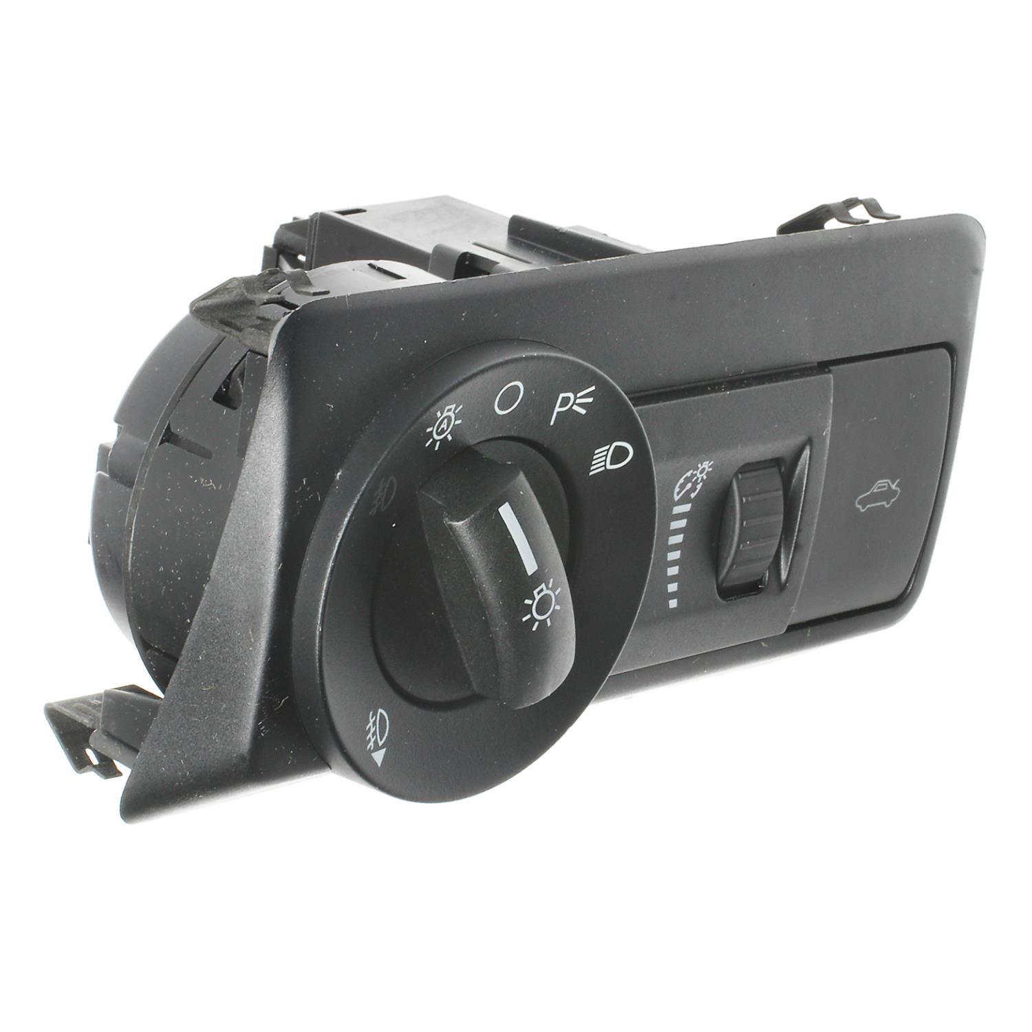 BWD S14621 - Trunk Lid Release Switch BWD S14621 Headlight Switch product image 2 of 3