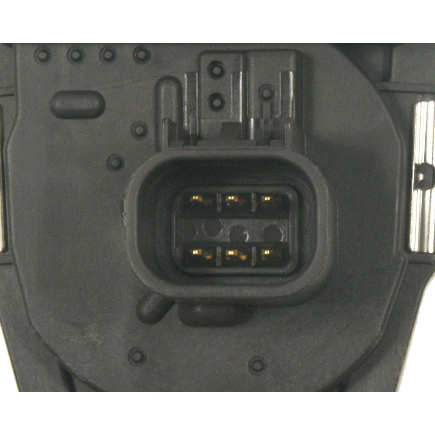 BWD S20015 - Fuel Injection Throttle Body BWD S20015 Fuel Injection Throttle Body product image 4 of 8