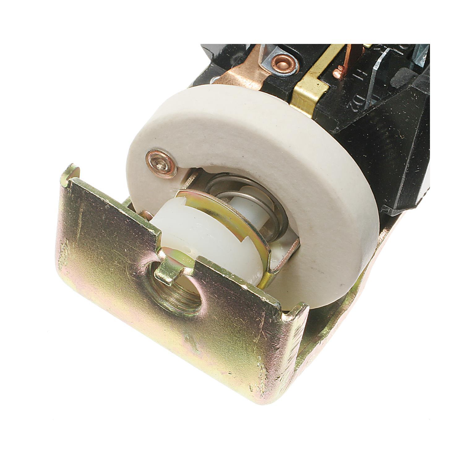 BWD S2004 - Headlight Switch BWD S2004 Headlight Switch product image 1 of 9
