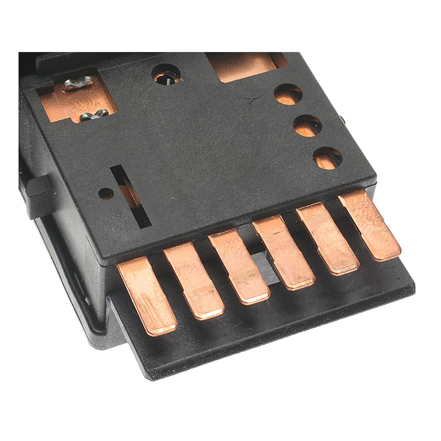 BWD S2020 - Headlight Switch BWD S2020 Headlight Switch product image 3 of 9