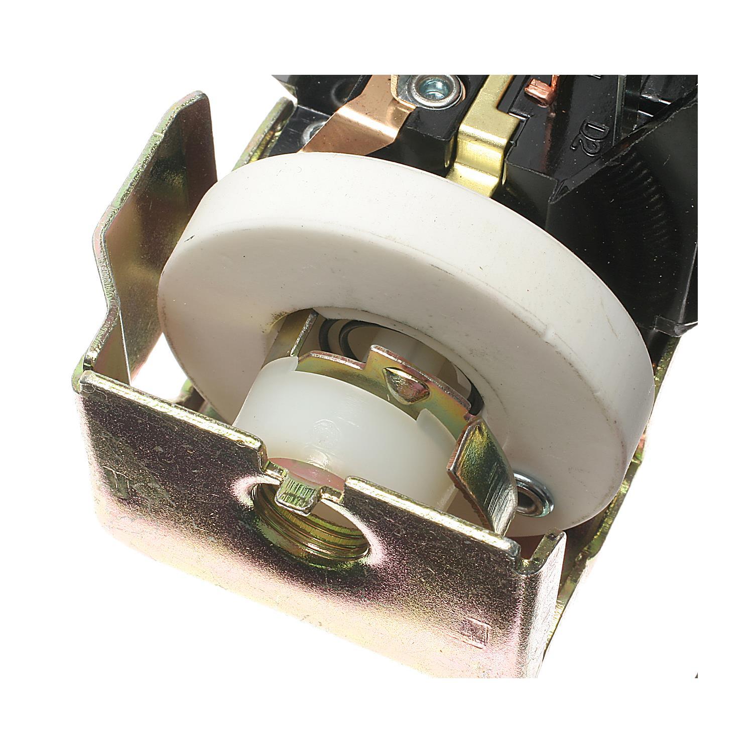 BWD S2055 Headlight Switch product image 1 of 9