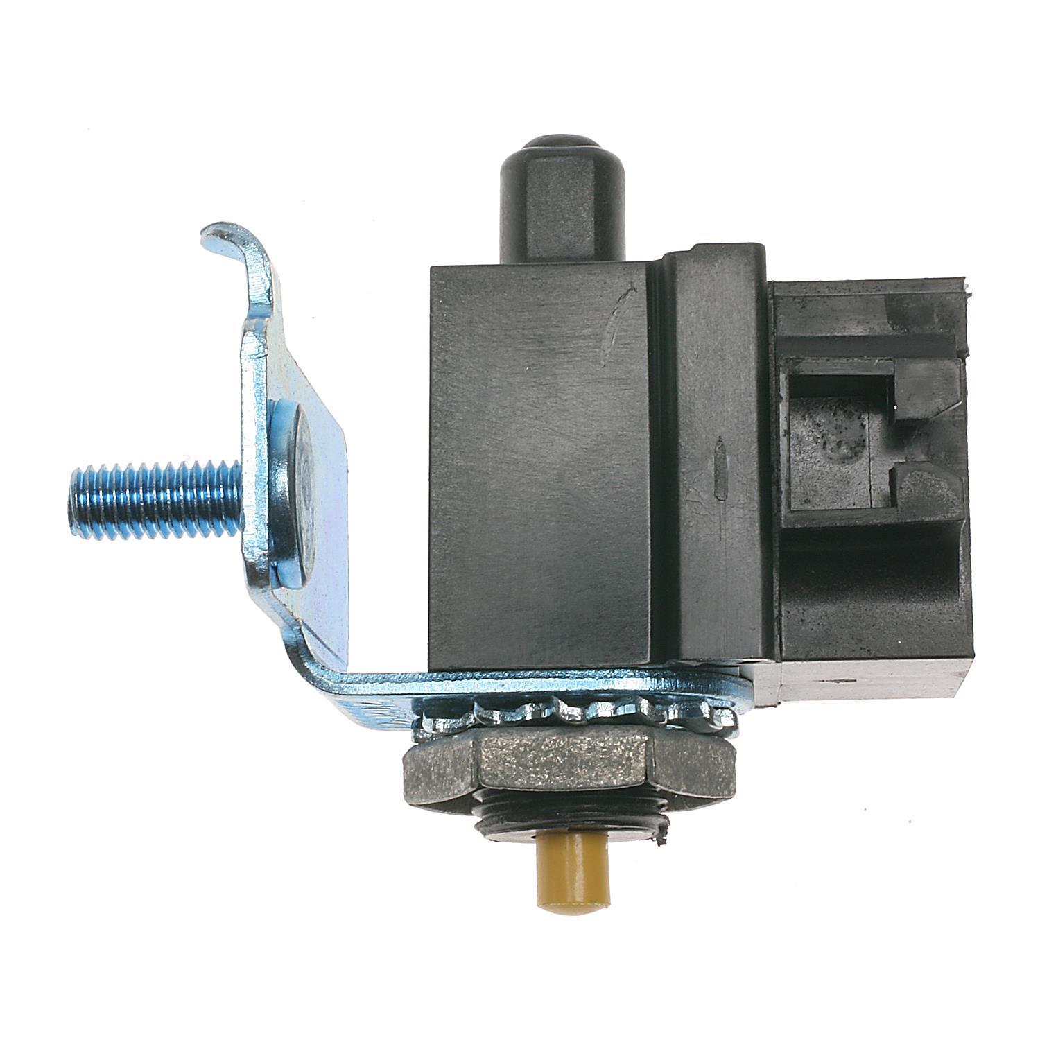 BWD S37024 - Brake Light Switch BWD S37024 Brake Light Switch product image 2 of 3