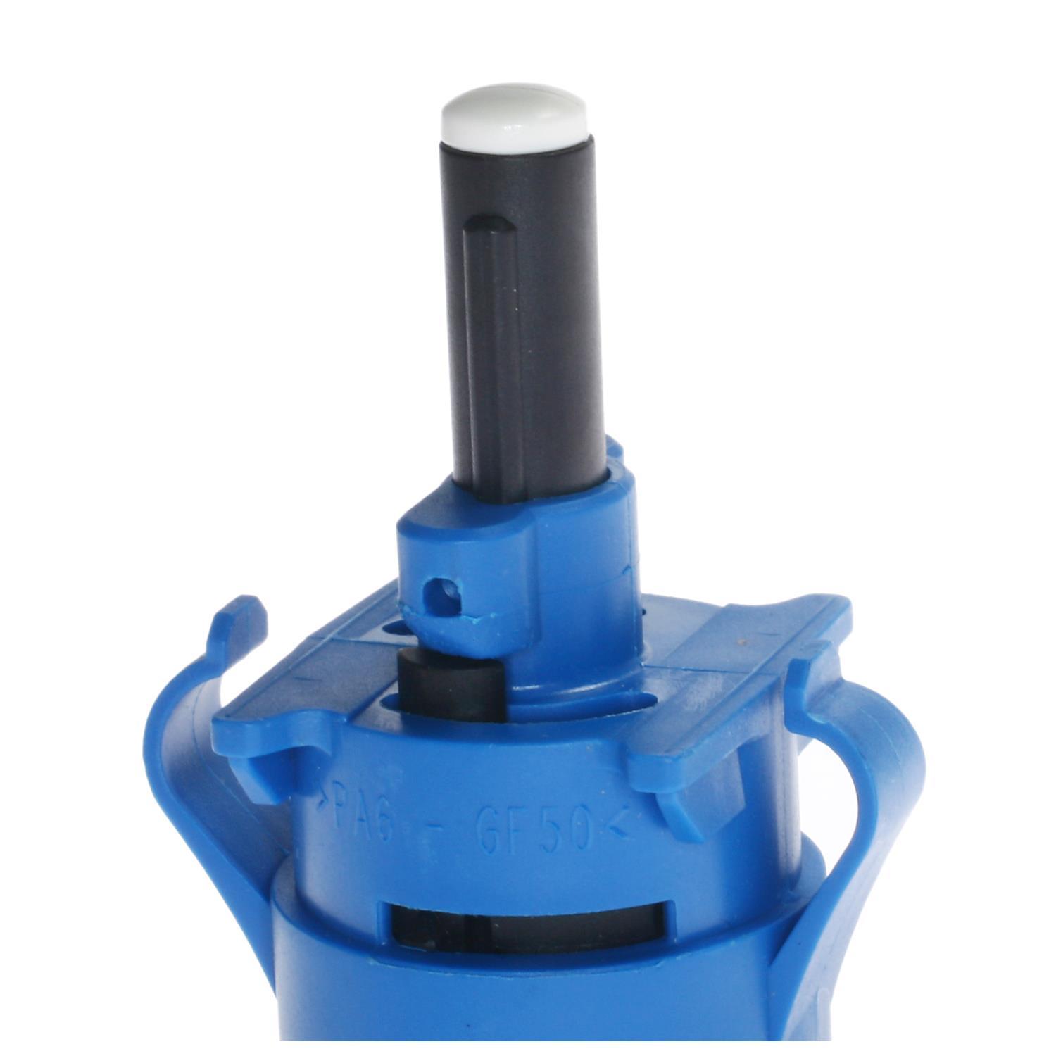 BWD S42004 - Brake Light Switch BWD S42004 Brake Light Switch product image 1 of 3