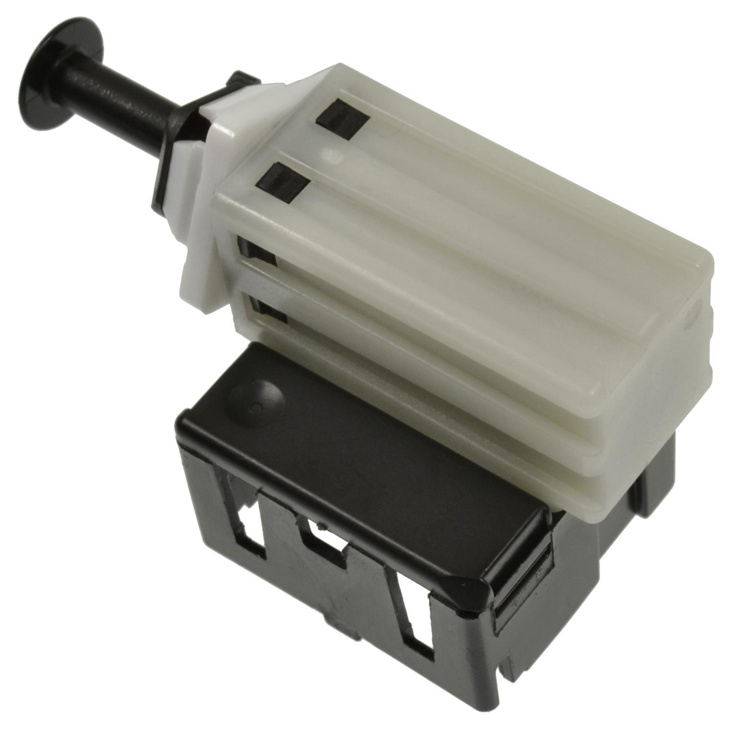 BWD S42018 - Brake Light Switch BWD S42018 Brake Light Switch product image 1 of 9