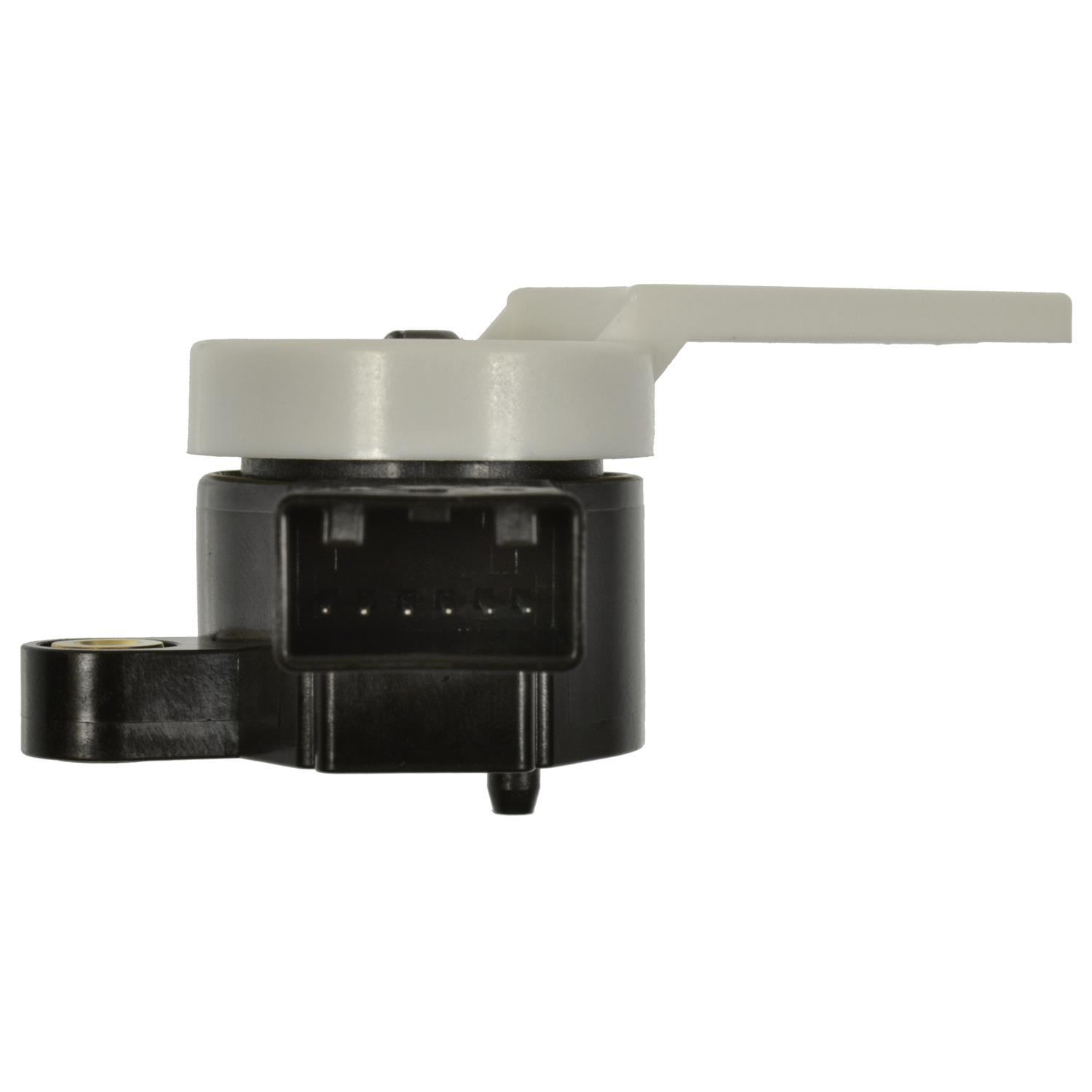 BWD S42061 - Brake Light Switch BWD S42061 Brake Light Switch product image 3 of 9