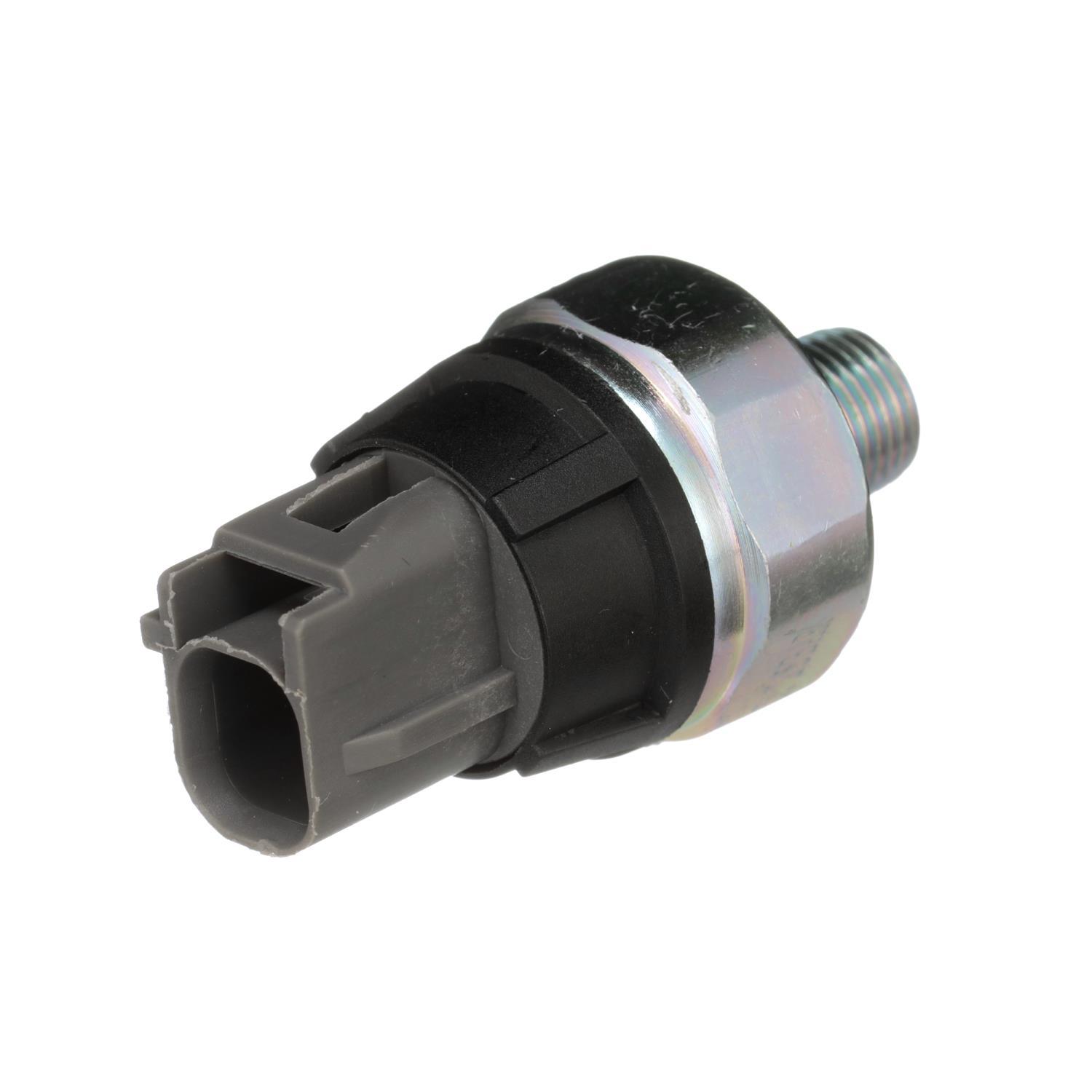 BWD S4370 - Engine Oil Pressure Switch BWD S4370 Engine Oil Pressure Switch product image 1 of 6
