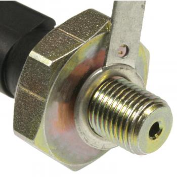 BWD S4530 Engine Oil Pressure Switch product image 1 of 7