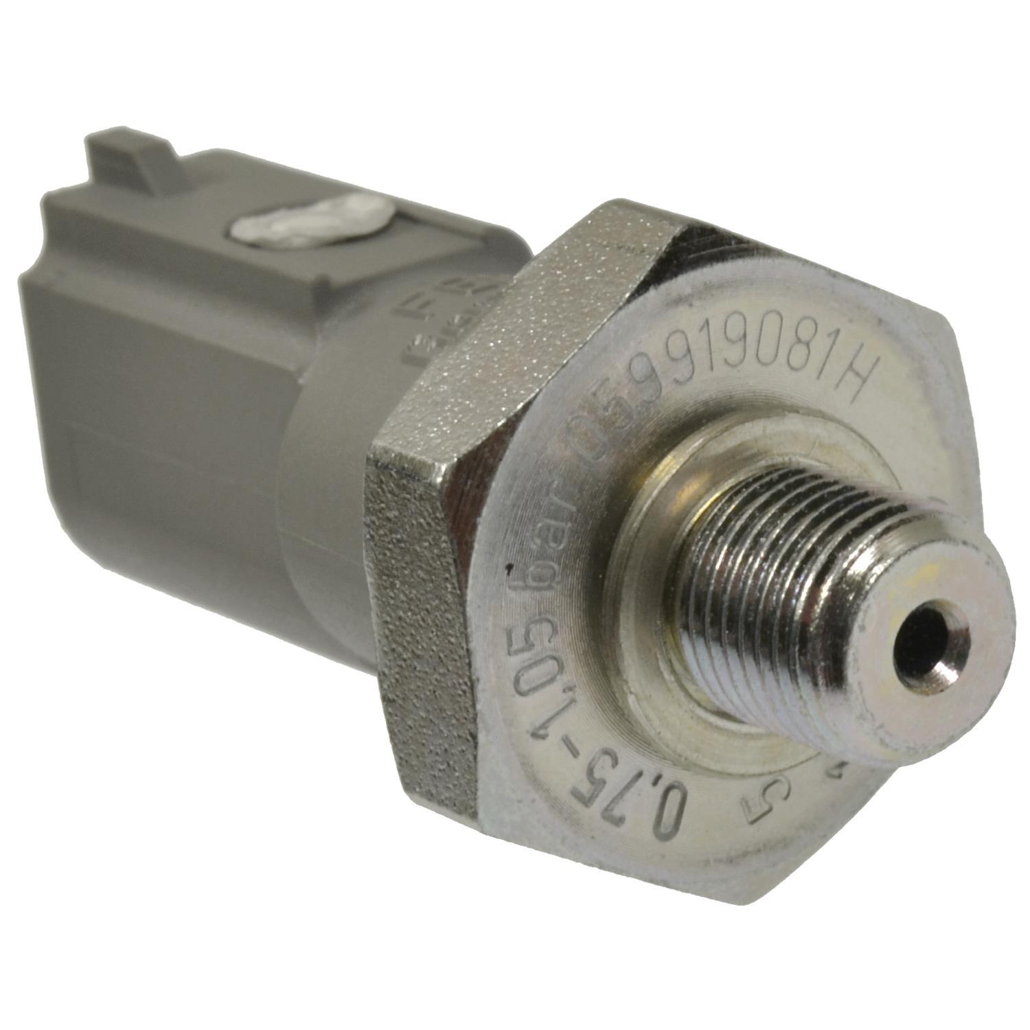 BWD S4662 - Engine Oil Pressure Switch BWD S4662 Engine Oil Pressure Switch product image 1 of 3