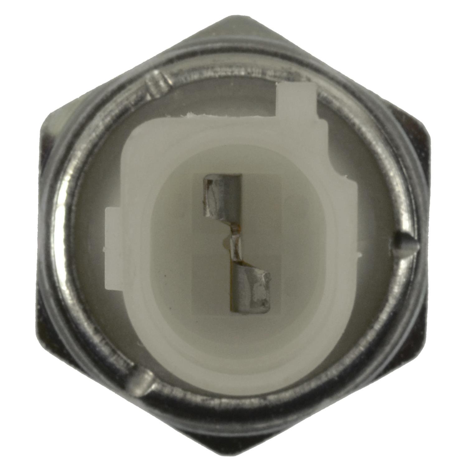 BWD S4692 - Engine Oil Pressure Switch BWD S4692 Engine Oil Pressure Switch product image 3 of 6