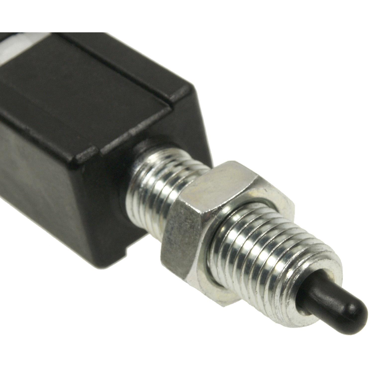BWD S51097 - Clutch Starter Safety Switch BWD S51097 Clutch Pedal Position Switch product image 1 of 9