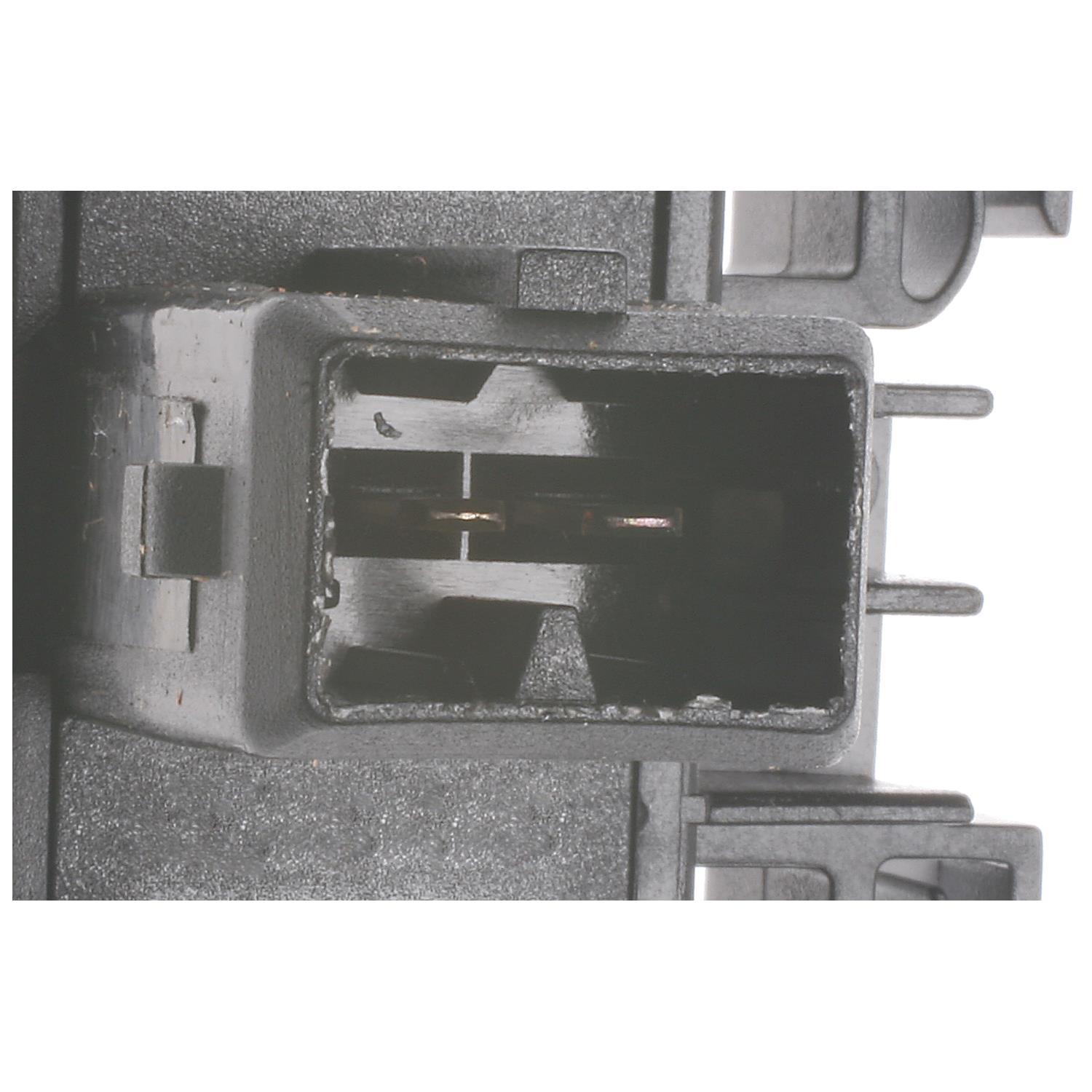 BWD S5900 - Clutch Starter Safety Switch BWD S5900 Clutch Starter Safety Switch product image 1 of 5