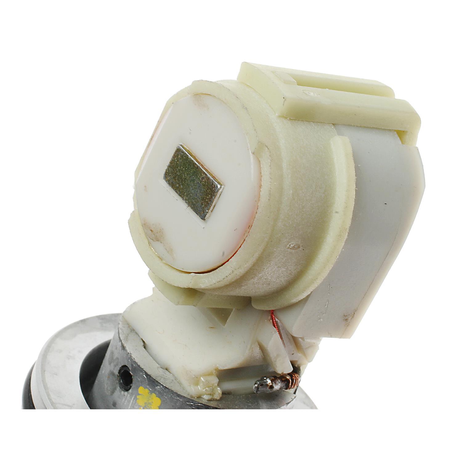 BWD S8300 - Vehicle Speed Sensor BWD S8300 Manual Trans Input Shaft Speed Sensor product image 1 of 3