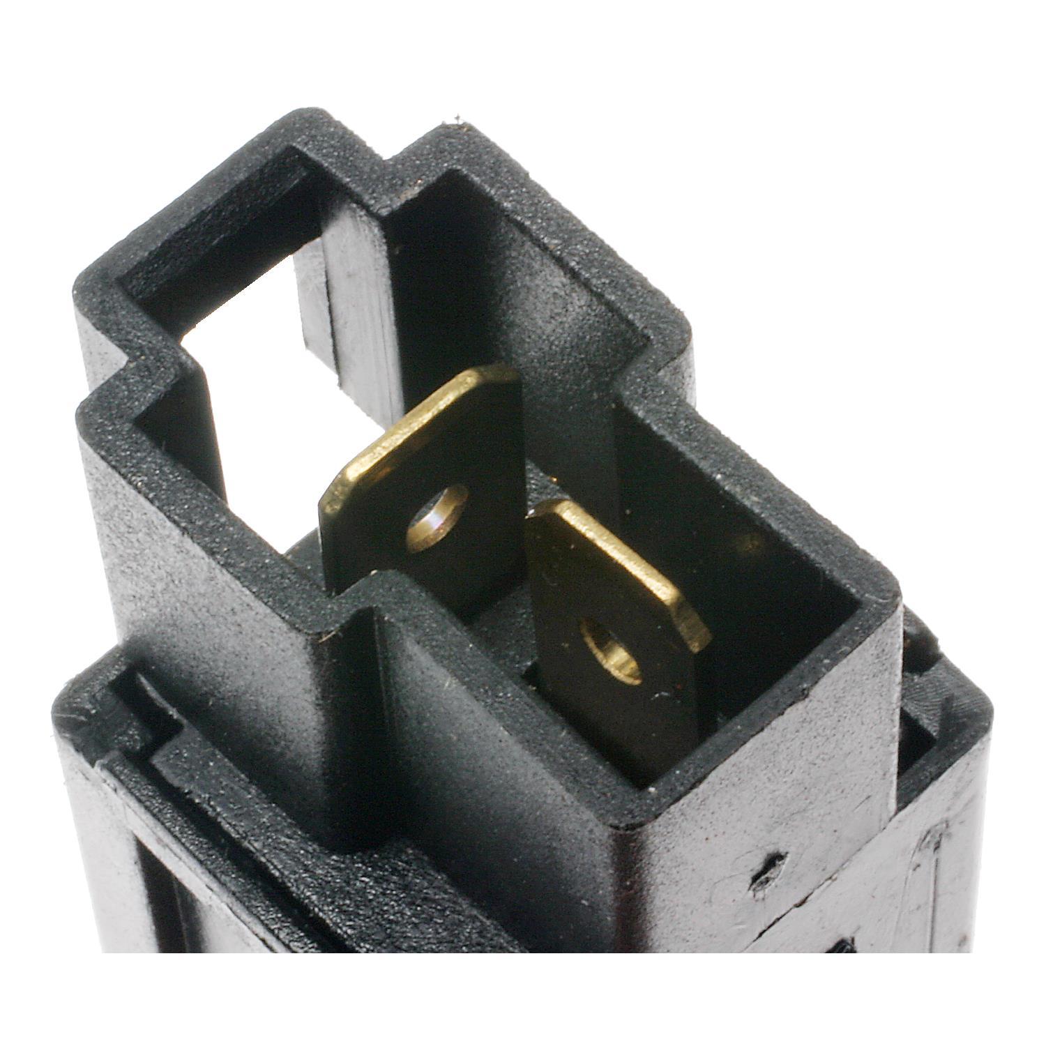 BWD SL2028 - Brake Light Switch BWD SL2028 Brake Light Switch product image 1 of 3