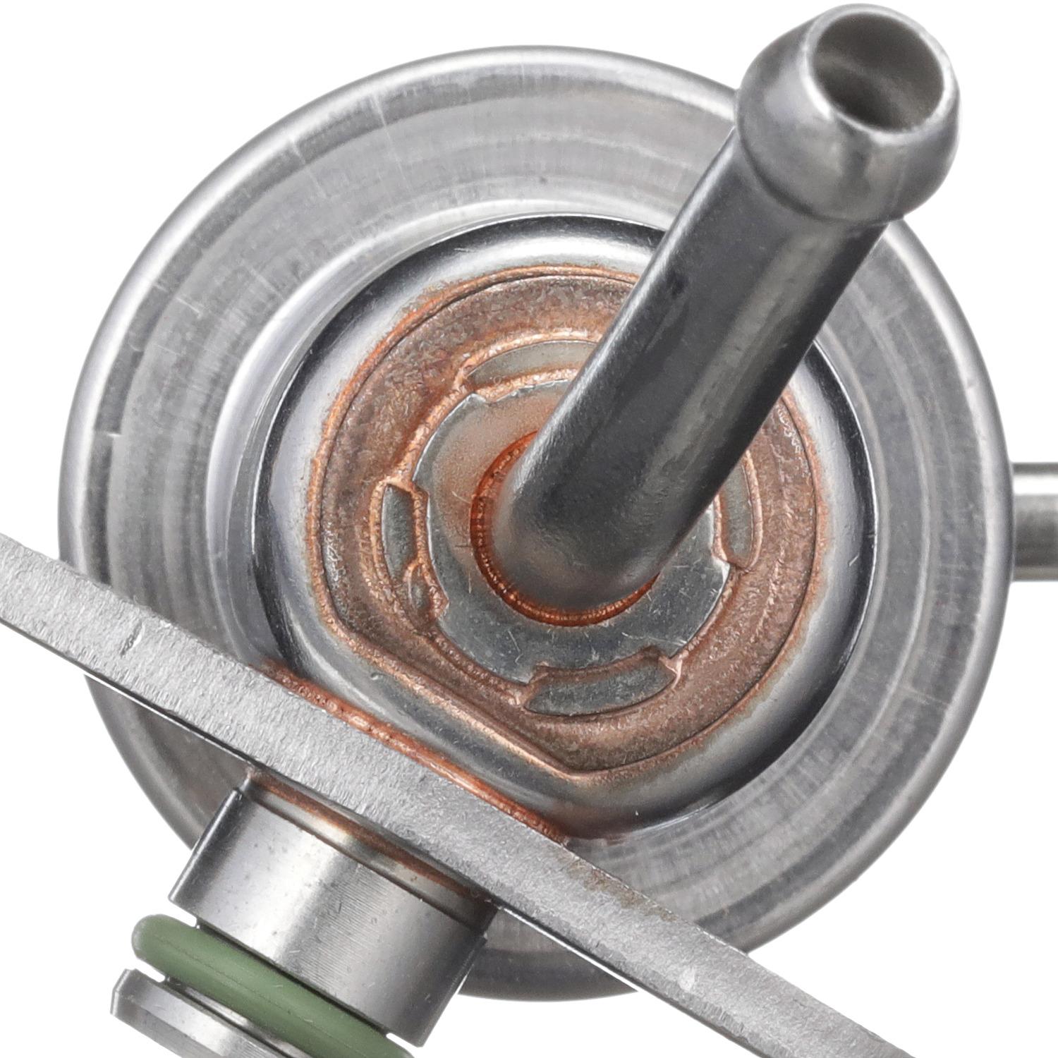 Delphi FP10471 Fuel Injection Pressure Regulator product image 3 of 7
