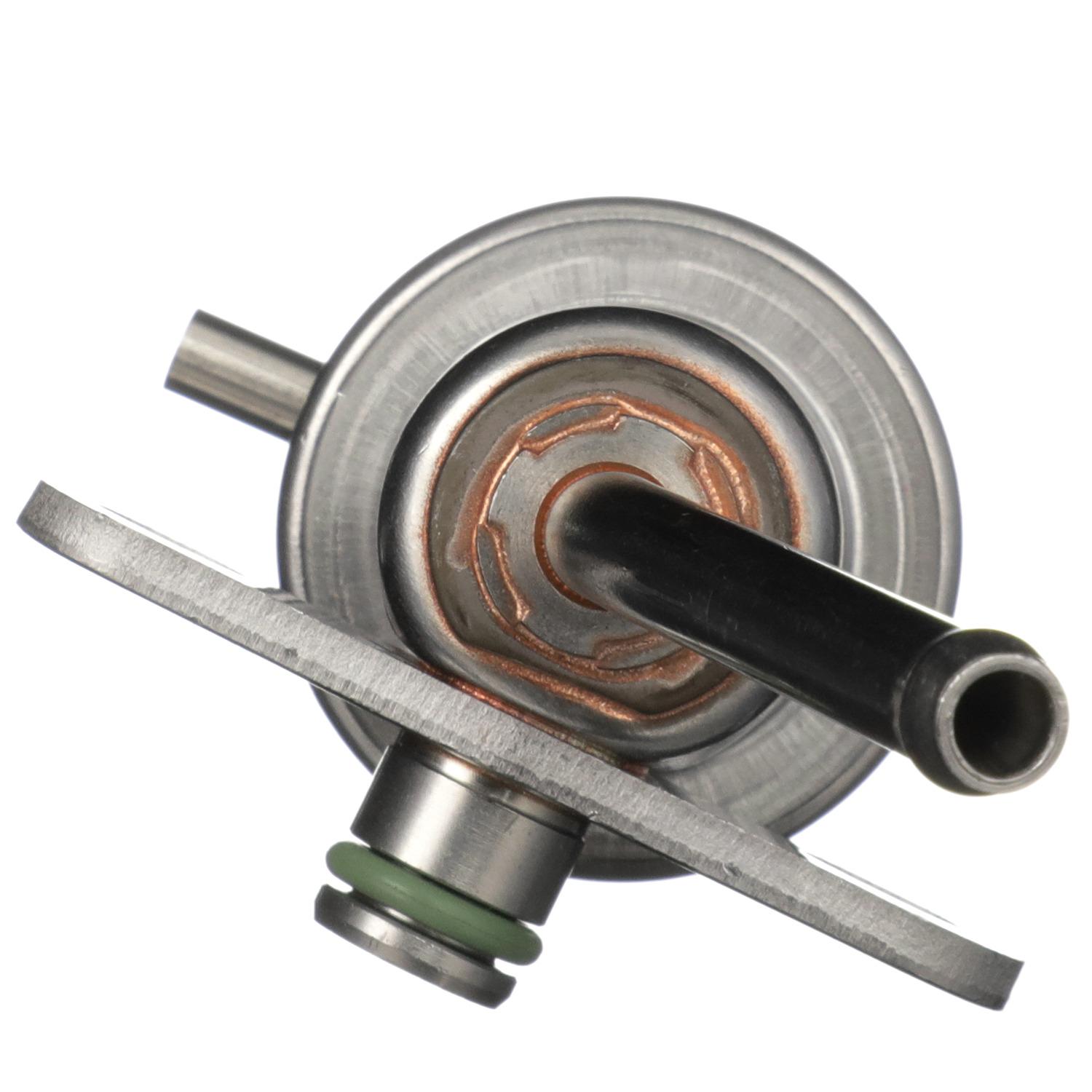 Delphi FP10479 - Fuel Injection Pressure Regulator Delphi FP10479 Fuel Injection Pressure Regulator product image 3 of 7