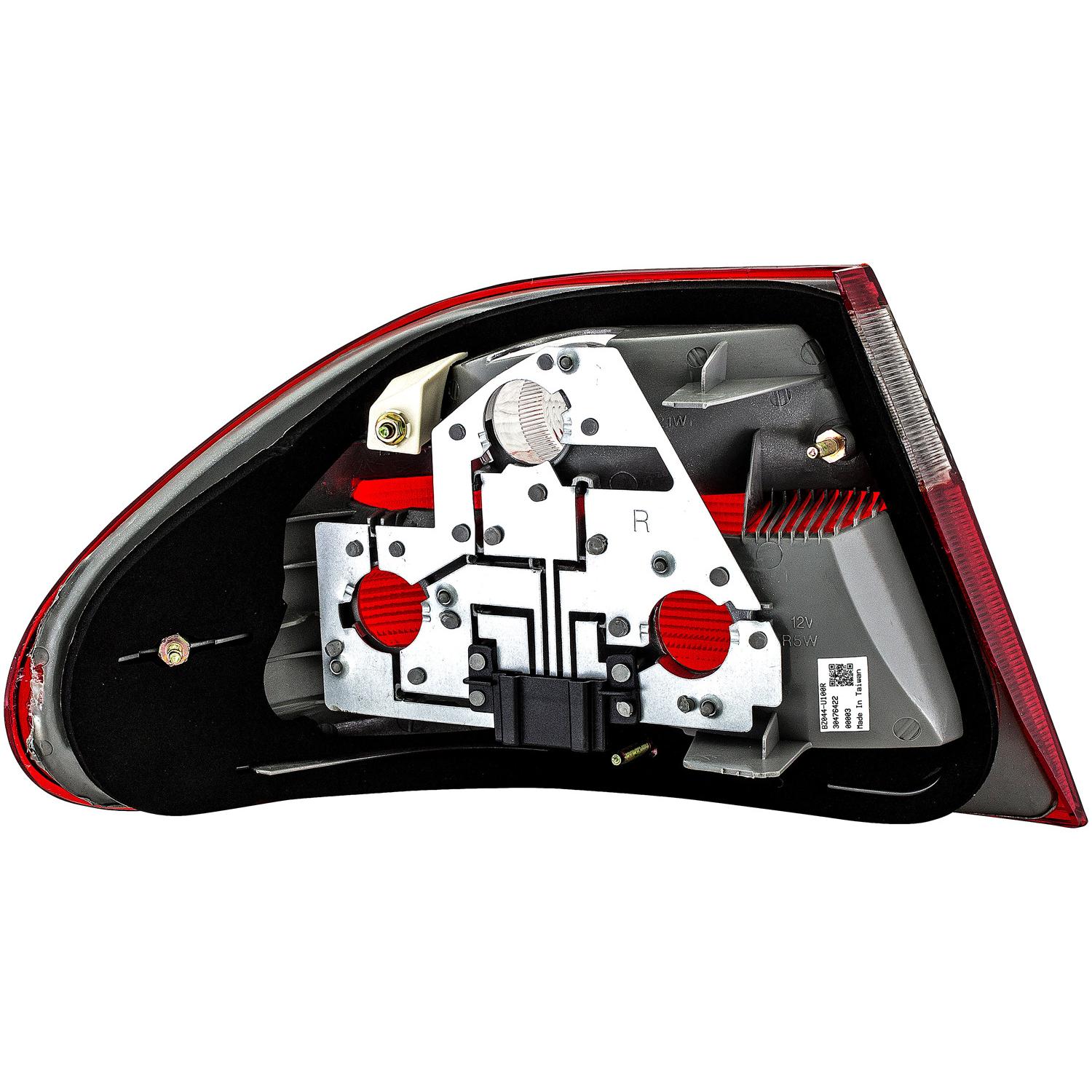 Dorman 1611695 Tail Light Assembly product image 2 of 4