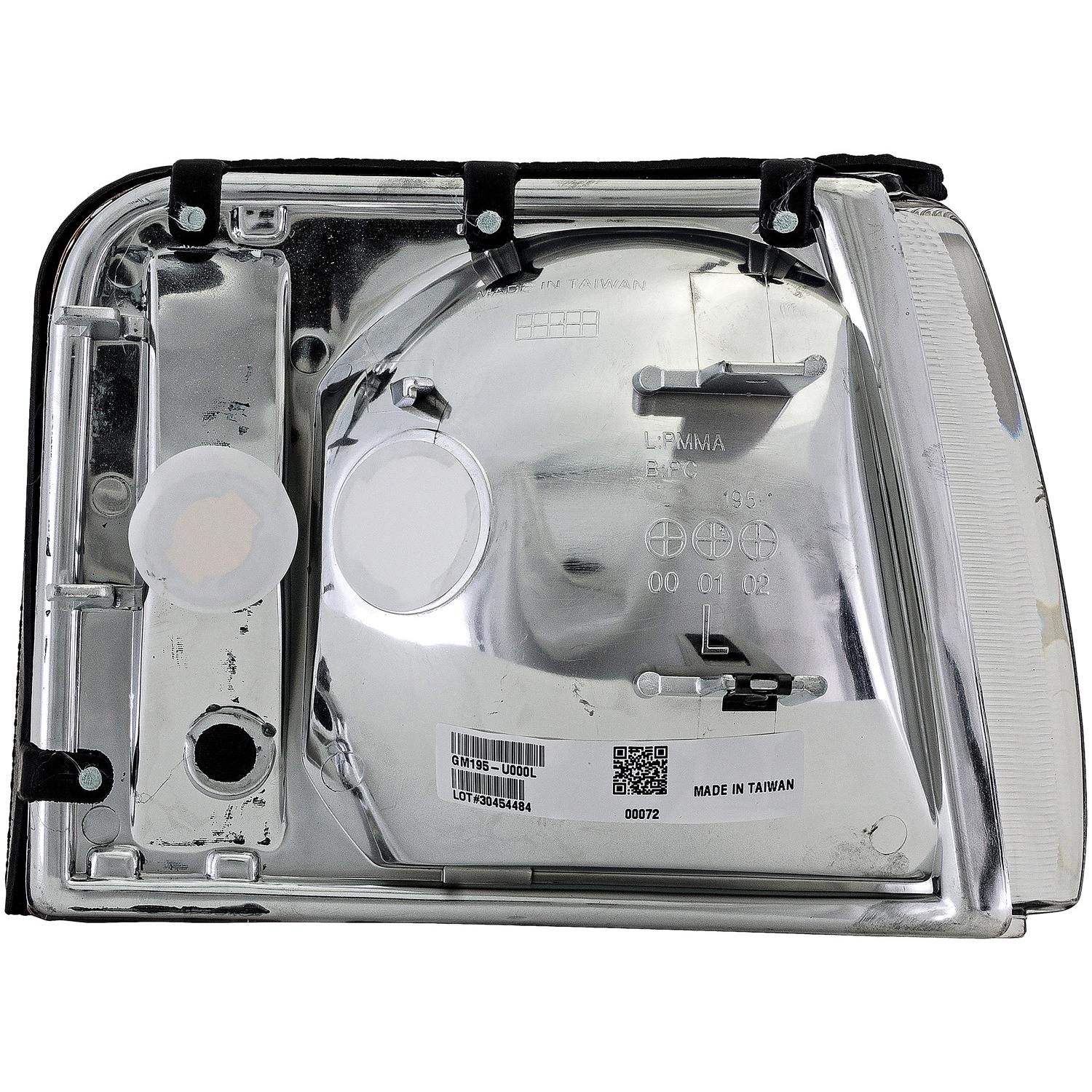 Dorman 1651001 - Side Marker Light Assembly Dorman 1651001 Side Marker Light Assembly product image 2 of 4