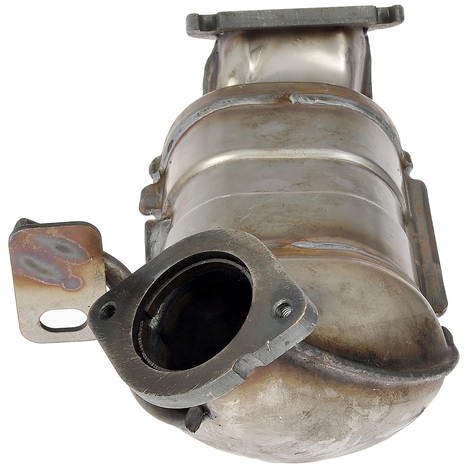 Dorman 673312 Exhaust Manifold with Integrated Catalytic Converter product image 1 of 6