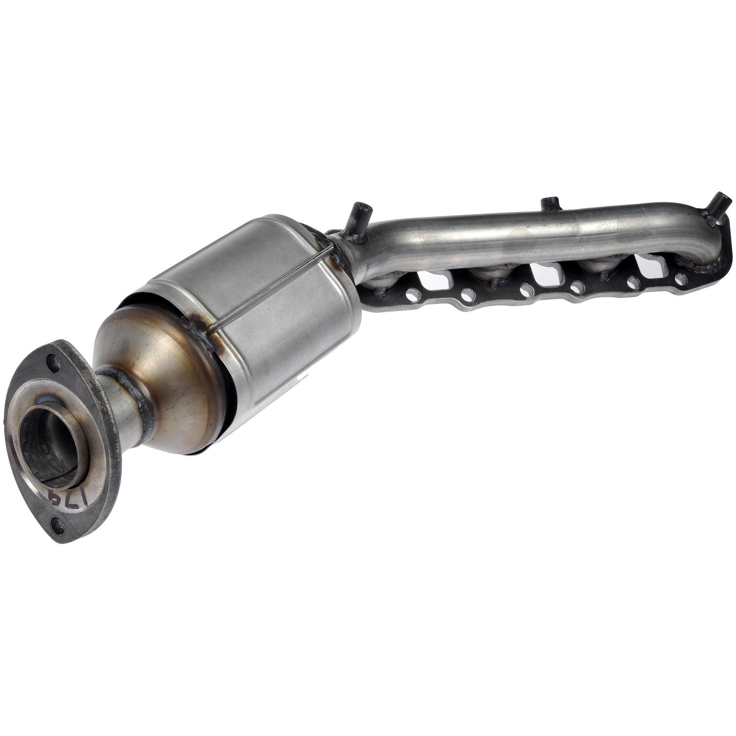 Dorman 673648 Exhaust Manifold with Integrated Catalytic Converter product image 1 of 4