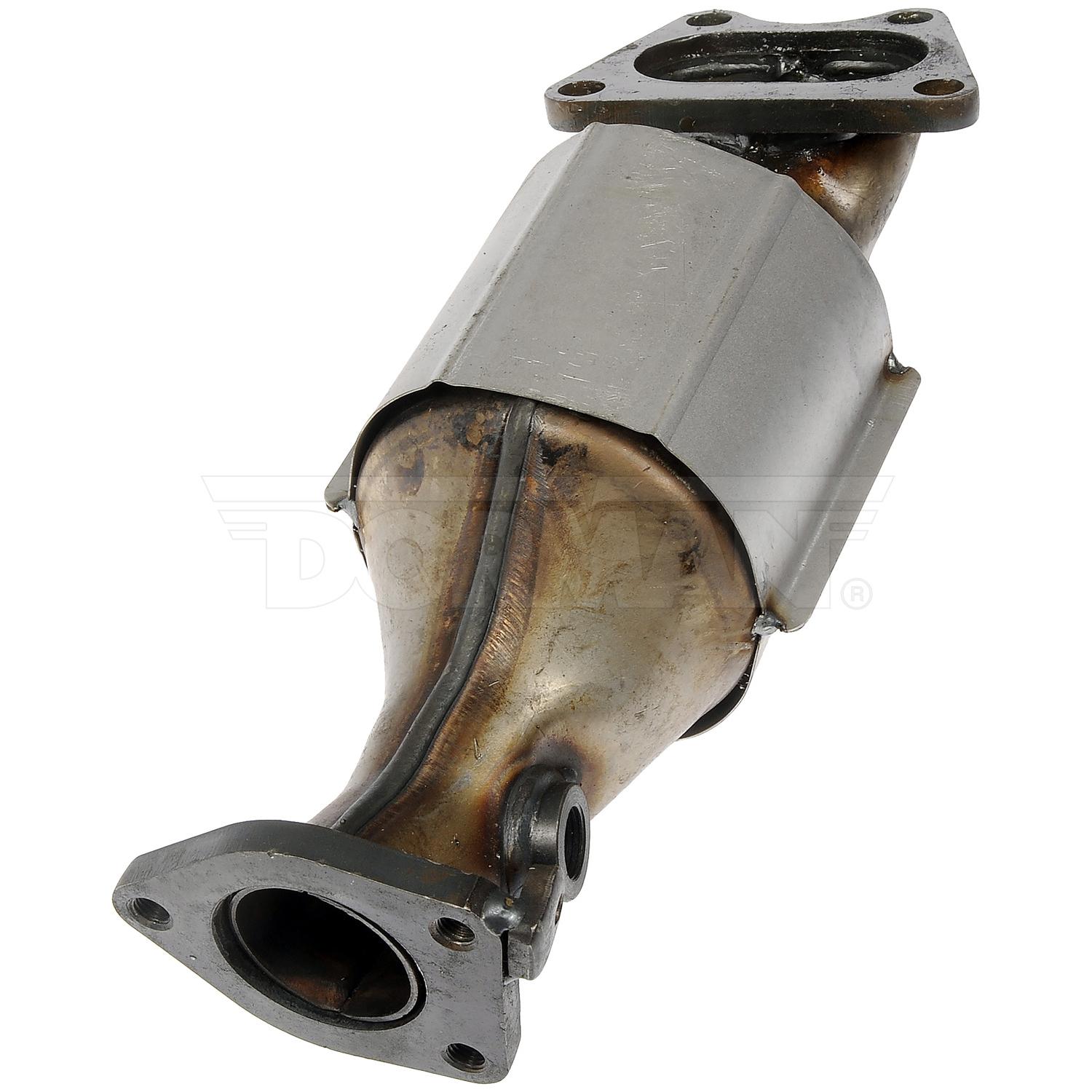 Dorman 6738493 Exhaust Manifold with Integrated Catalytic Converter product image 1 of 5