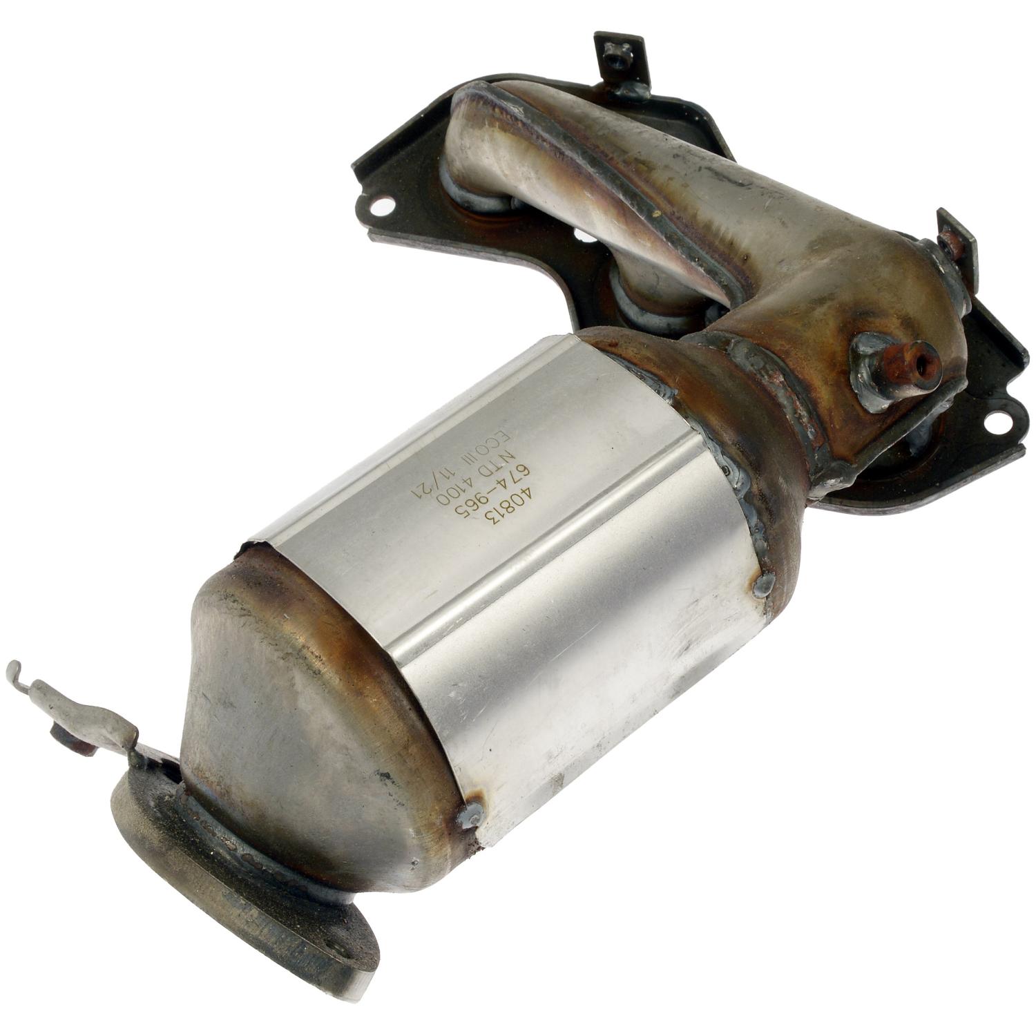 Dorman 6739651 Exhaust Manifold with Integrated Catalytic Converter product image 2 of 6