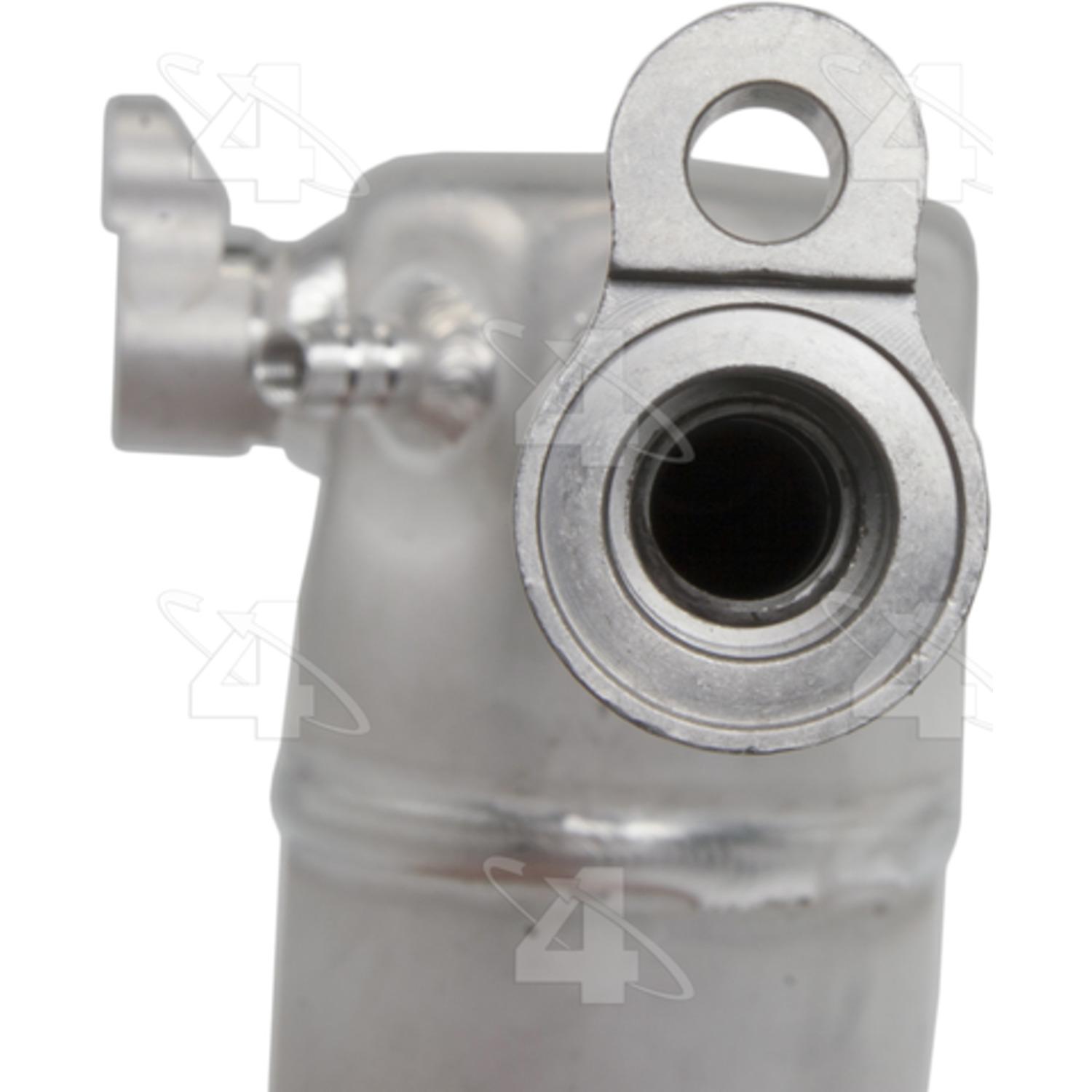 Four Seasons 33157 - A/C Refrigerant Suction Hose Four Seasons 33157 A/C Accumulator with Hose Assembly product image 3 of 8