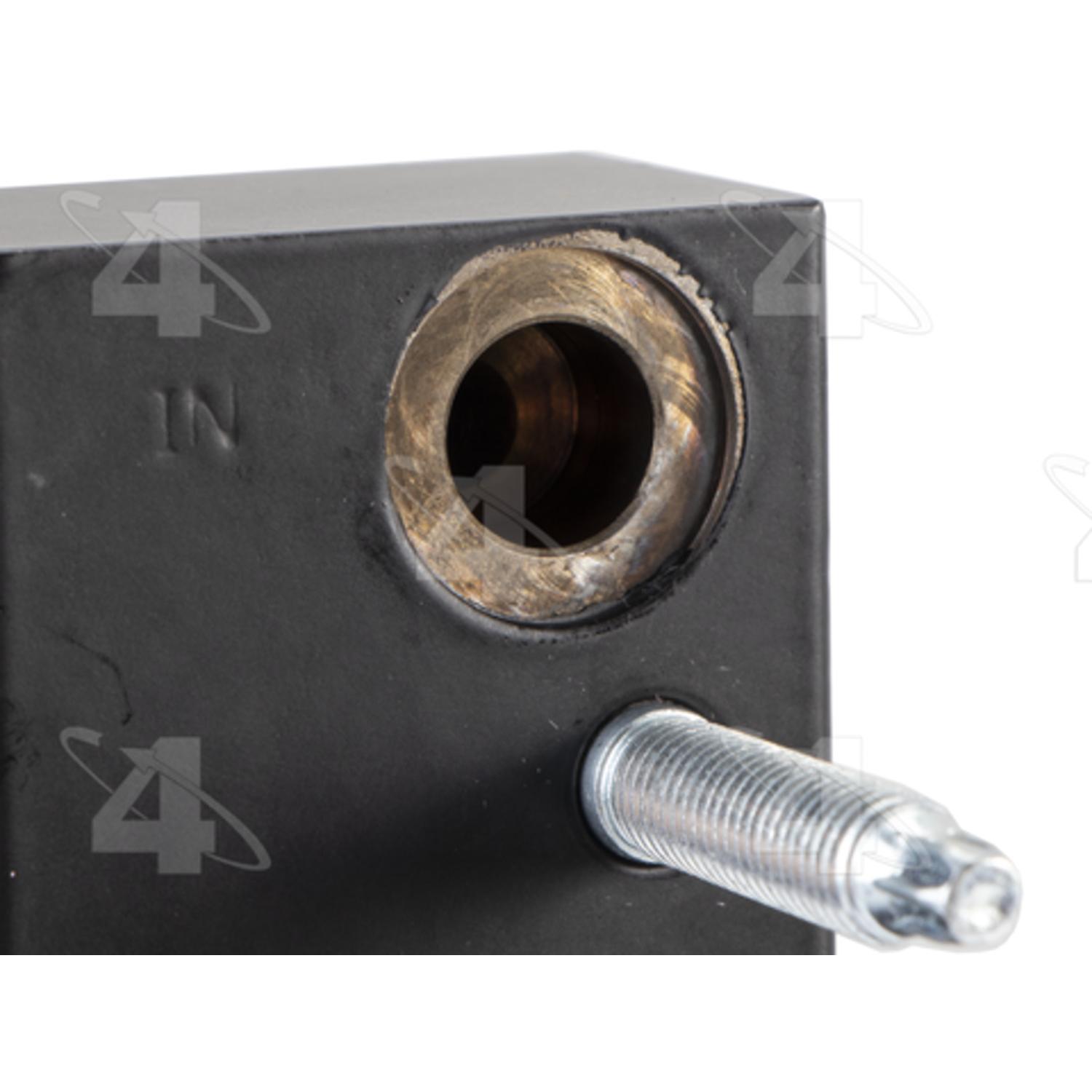 Four Seasons 33963 - A/C Receiver Drier Four Seasons 33963 A/C Receiver Drier product image 3 of 4