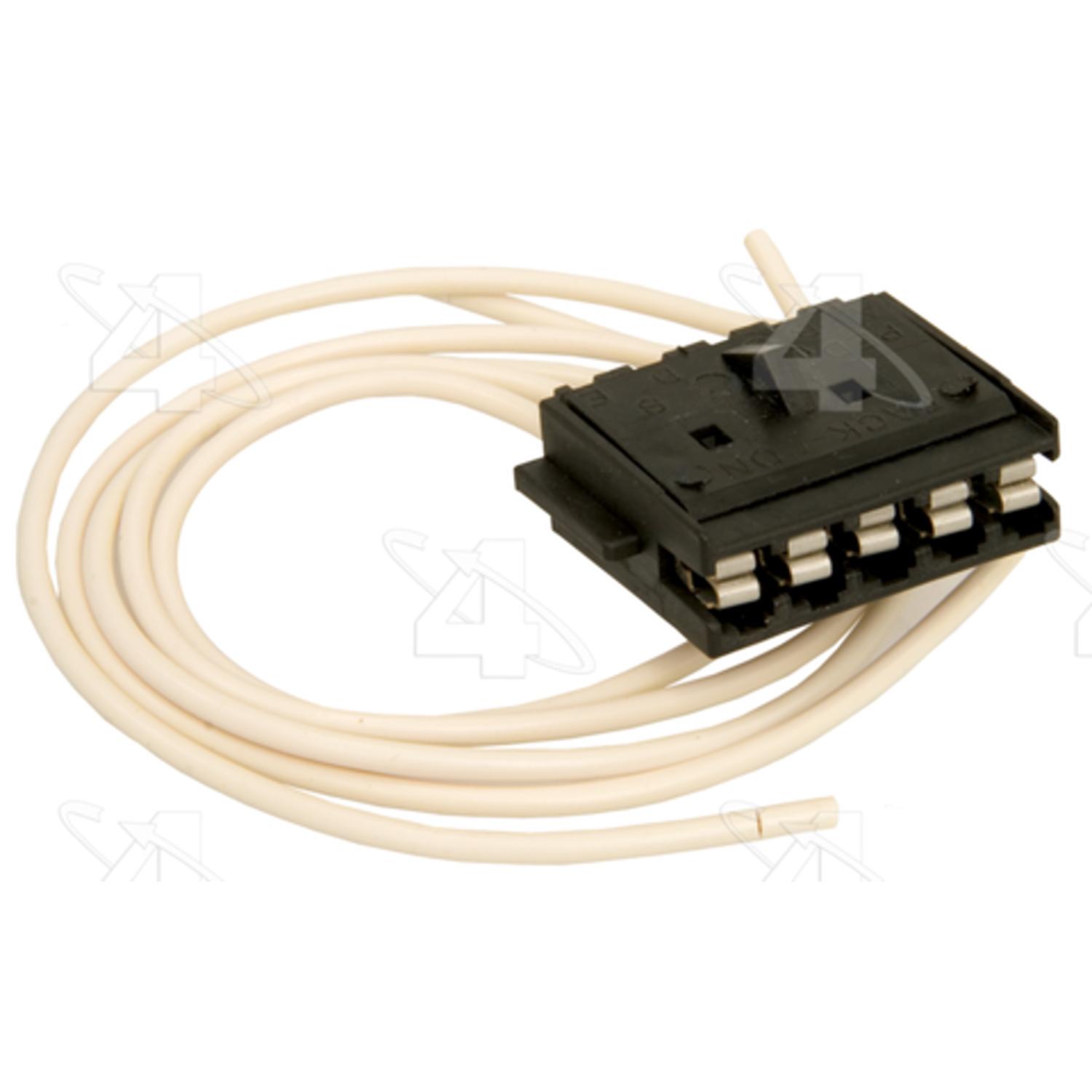 Four Seasons 37208 - HVAC Harness Connector Four Seasons 37208 A/C Clutch Control Relay Harness Connector product image 1 of 3