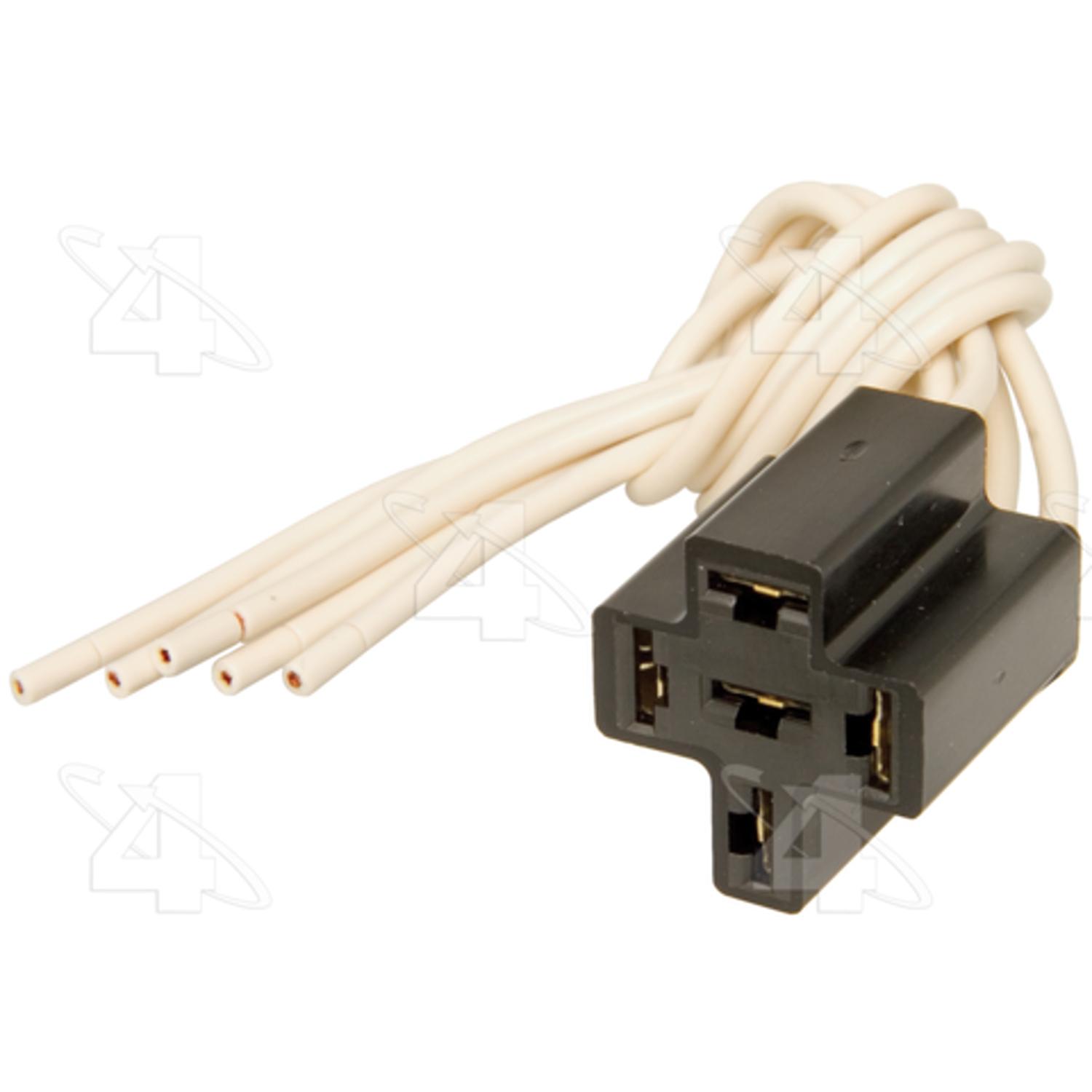 Four Seasons 37210 - HVAC Relay Connector Four Seasons 37210 A/C Clutch Control Relay Harness Connector product image 1 of 3