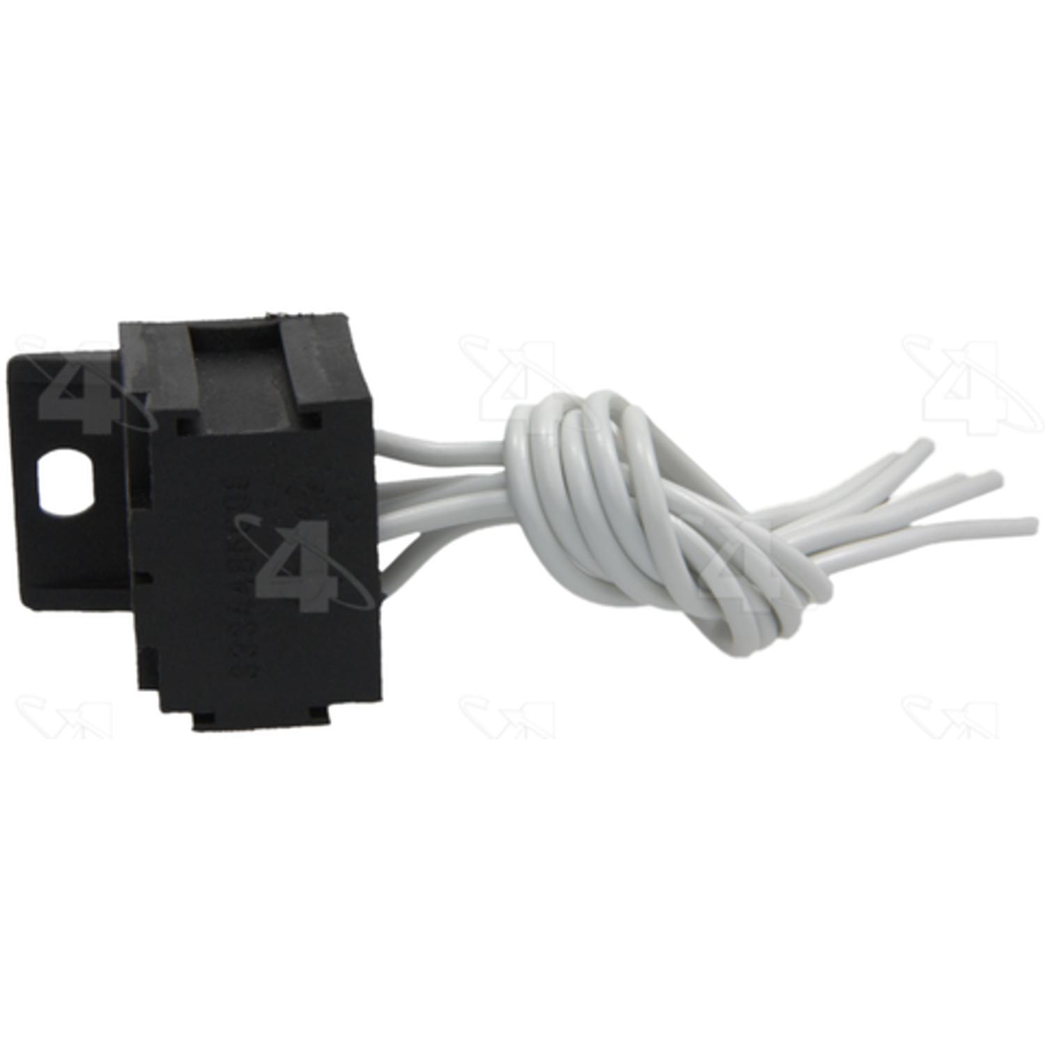 Four Seasons 37211 - HVAC Harness Connector Four Seasons 37211 Engine Cooling Fan Motor Relay Connector product image 3 of 3