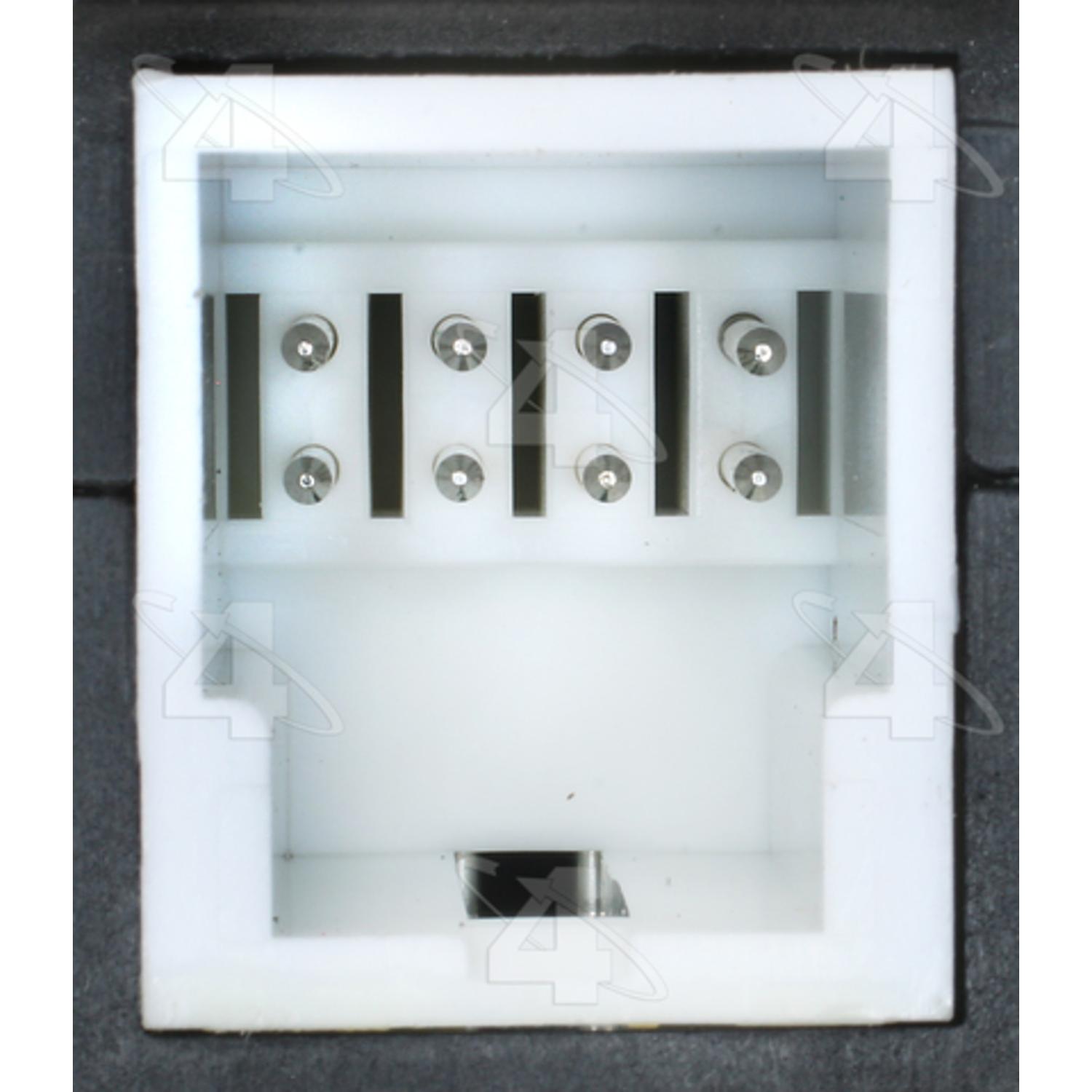 Four Seasons 37532 - HVAC Heater Blend Door Actuator Four Seasons 37532 HVAC Heater Blend Door Actuator product image 4 of 9