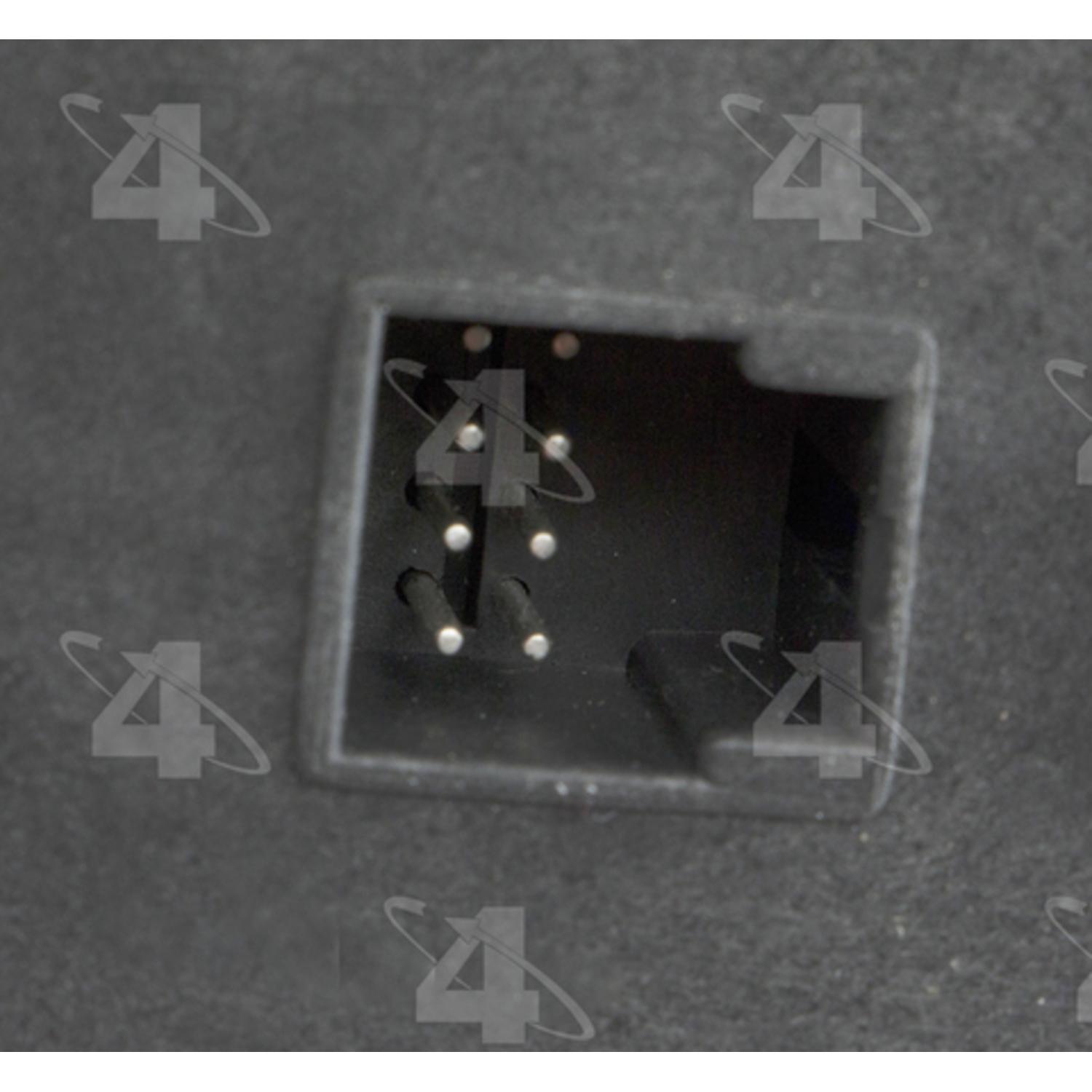 Four Seasons 37535 - HVAC Heater Blend Door Actuator Four Seasons 37535 HVAC Heater Blend Door Actuator product image 4 of 8