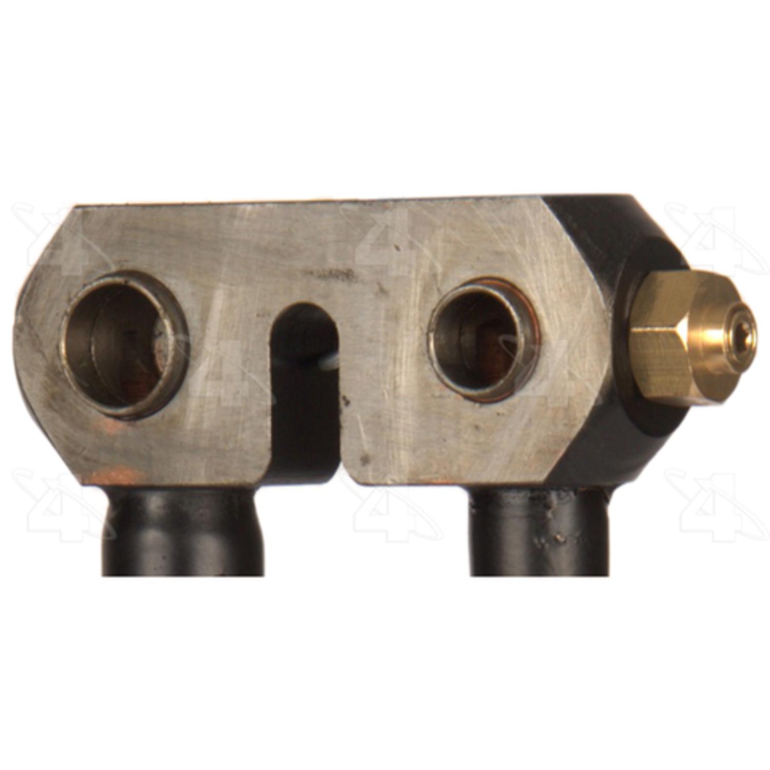 Four Seasons 56371 - A/C Refrigerant Discharge / Suction Hose Assembly Four Seasons 56371 A/C Manifold Hose Assembly product image 3 of 6