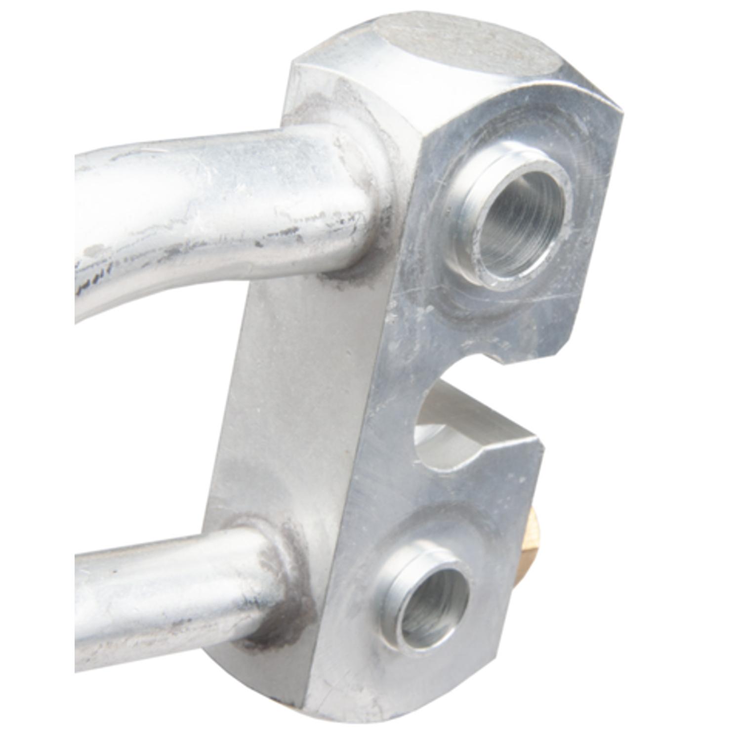 Four Seasons 56550 - A/C Refrigerant Discharge / Suction Hose Assembly Four Seasons 56550 A/C Manifold Hose Assembly product image 2 of 4