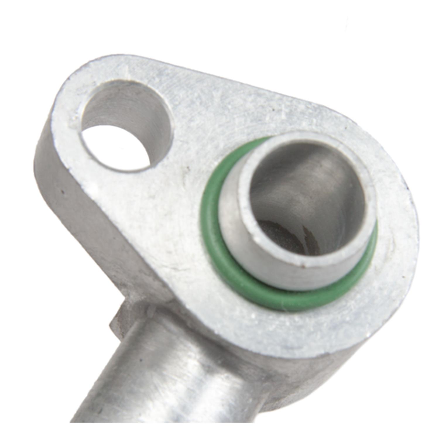 Four Seasons 56622 - A/C Refrigerant Suction Hose Four Seasons 56622 A/C Refrigerant Suction Hose product image 2 of 3