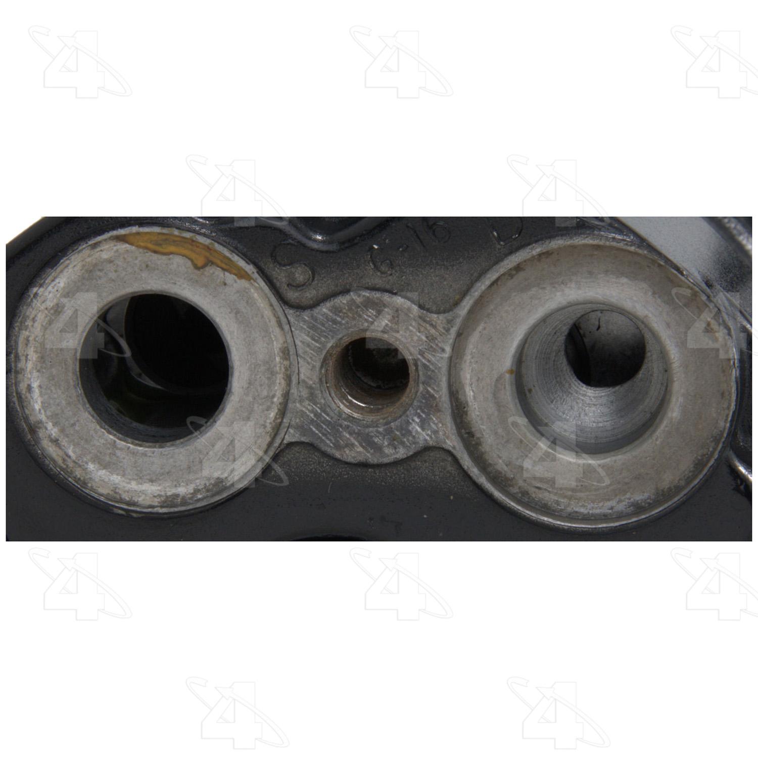 Four Seasons 57952 - A/C Compressor Four Seasons 57952 A/C Compressor product image 3 of 7