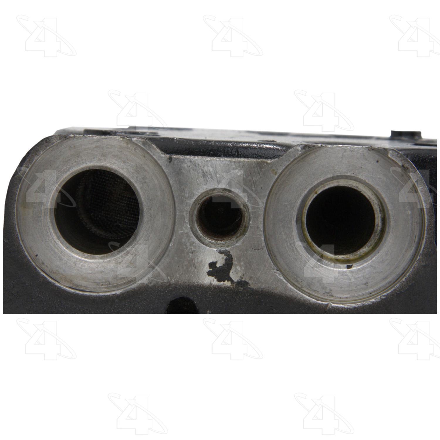 Four Seasons 57992 - A/C Compressor Four Seasons 57992 A/C Compressor product image 3 of 7